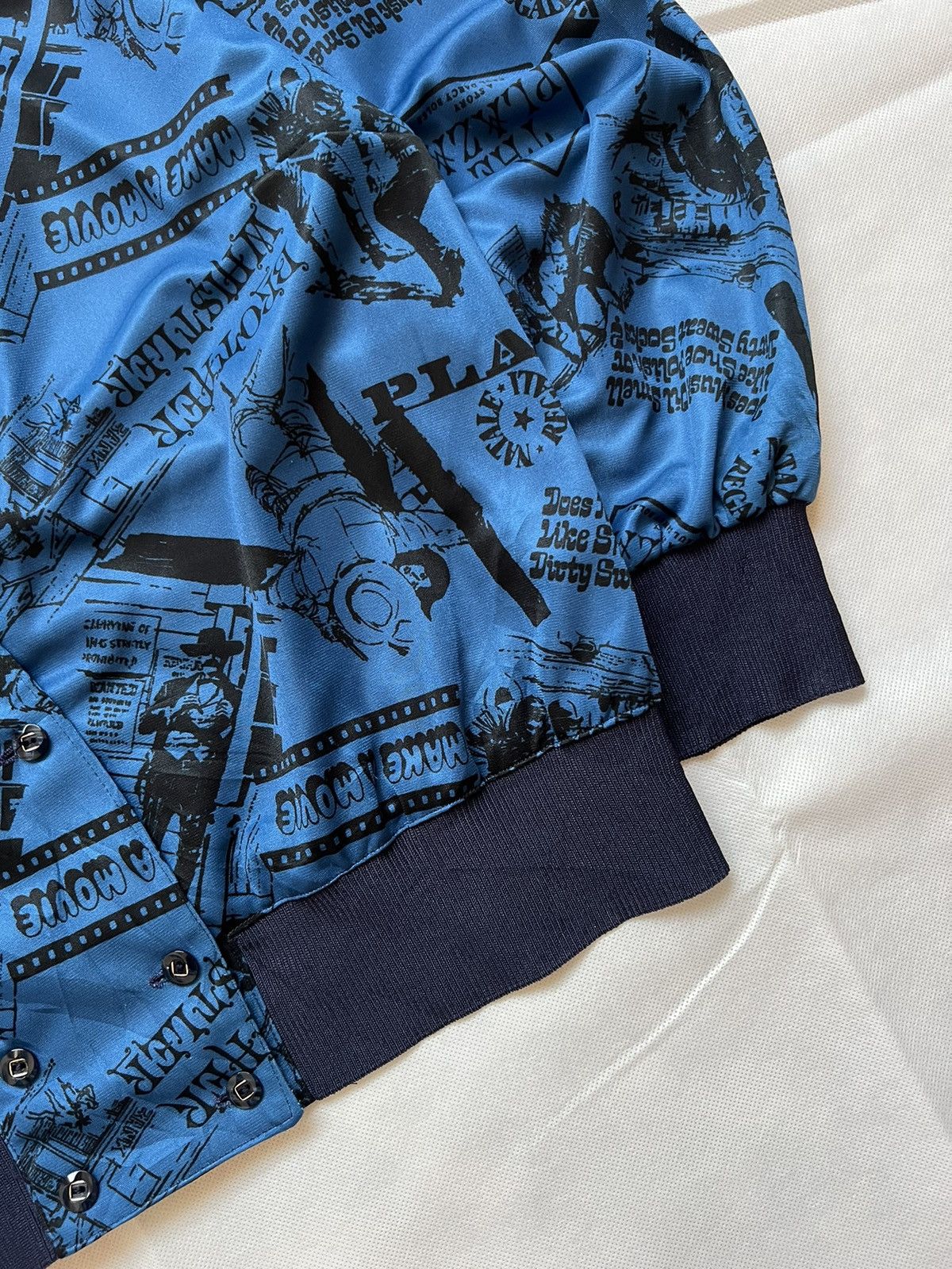 Japanese Brand Vintage Full Print Silk Cardigan Kurt Cobain Style Size US M / EU 48-50 / 2 - 10 Thumbnail