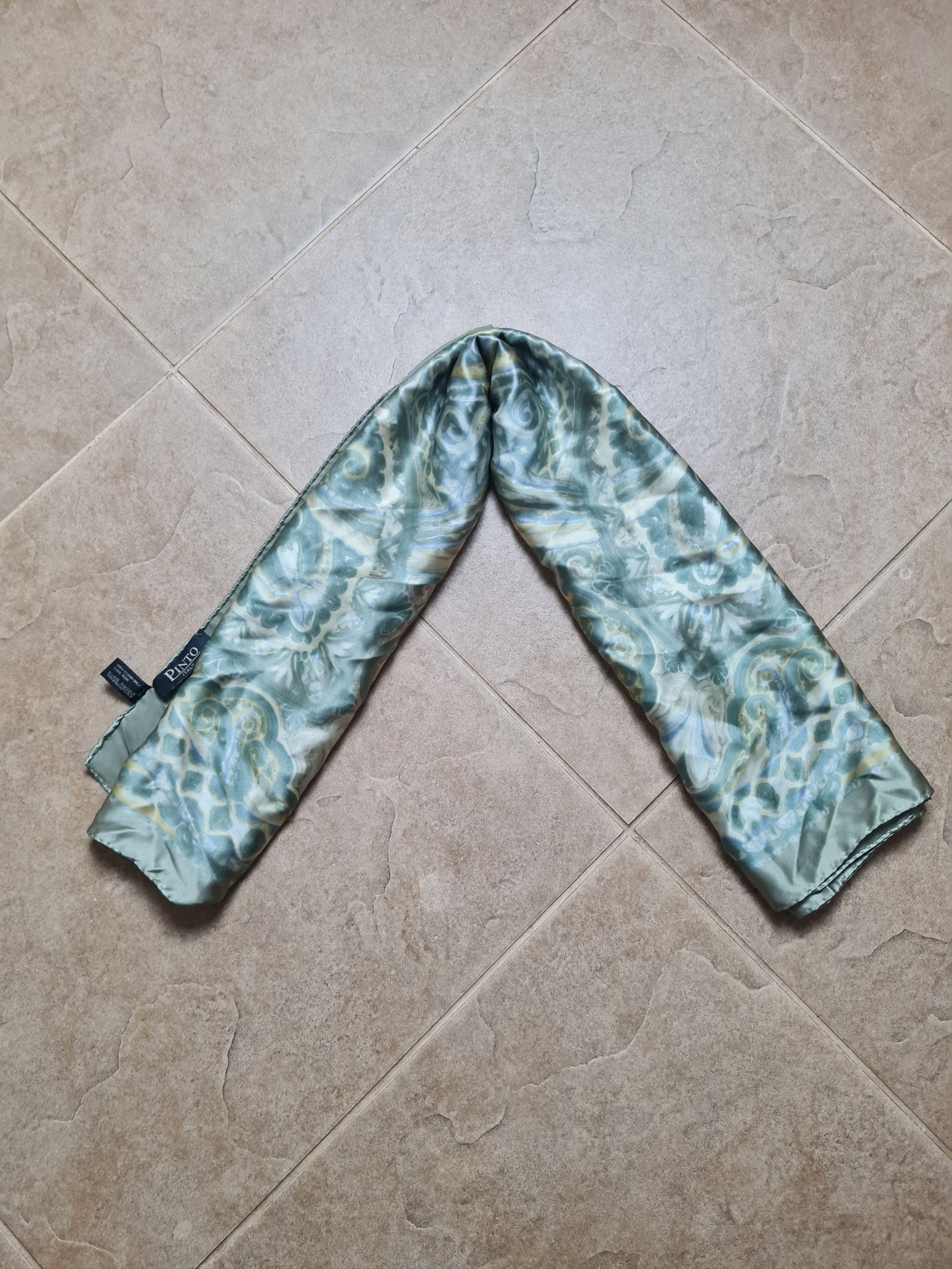 Other Vintage PINTO Silk Scarf Scarves Animal made in Italy Size ONE SIZE - 14 Thumbnail