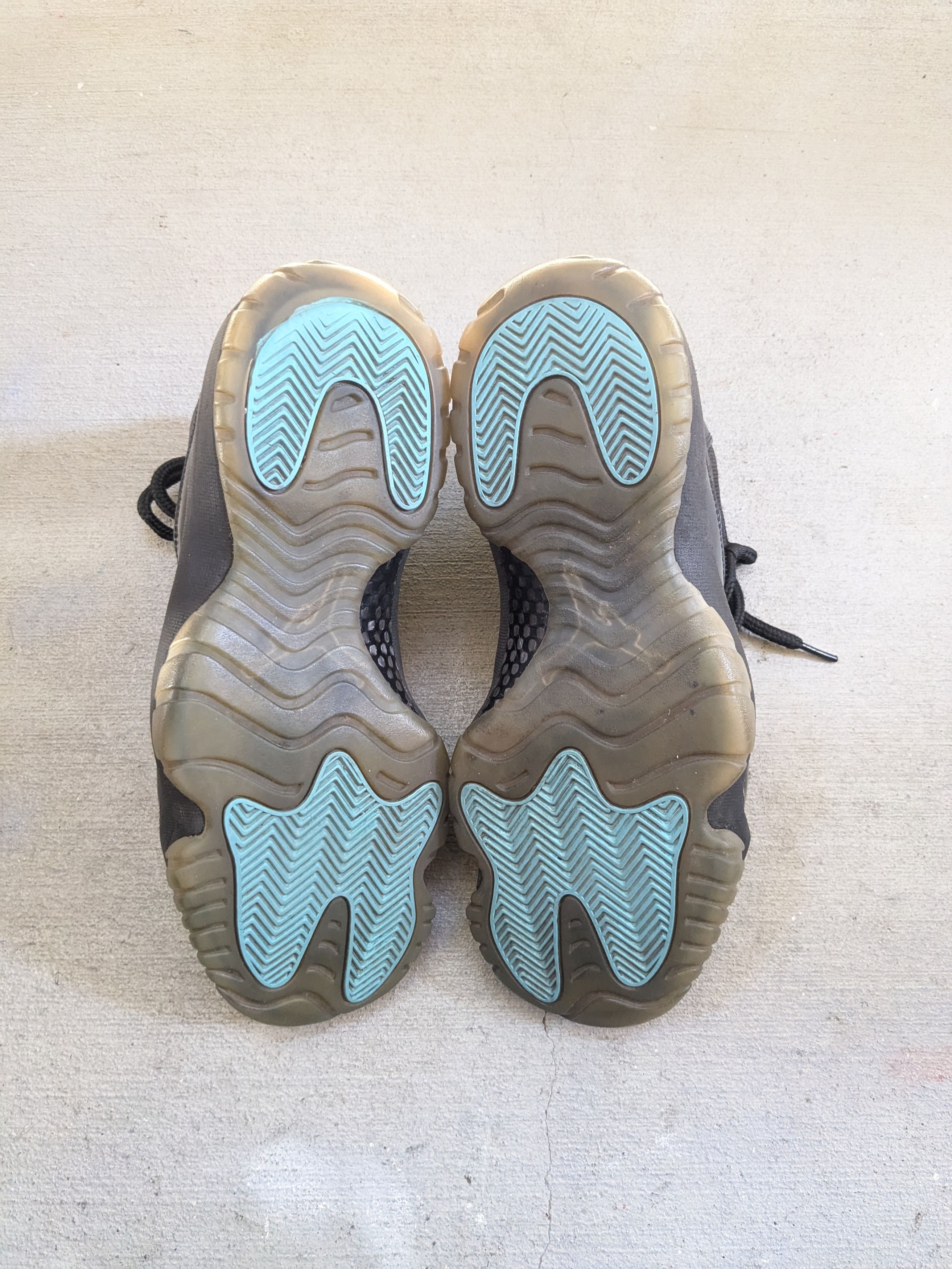Jordan Brand Nike Air Jordan 11 Retro High Gamma Blue 9 378037-006 Size US 9 / EU 42 - 19 Thumbnail