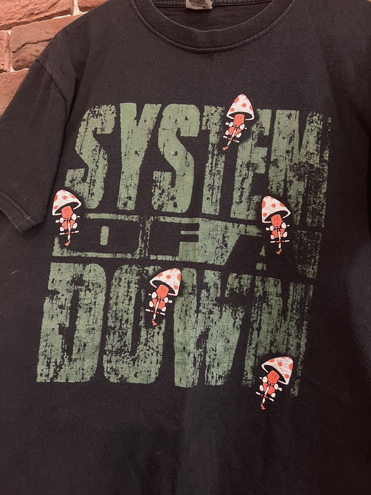 Band Tees Rare System Of A Down 00s Vintage Mushroom Band Numetal Tee Size US M / EU 48-50 / 2 - 3 Thumbnail