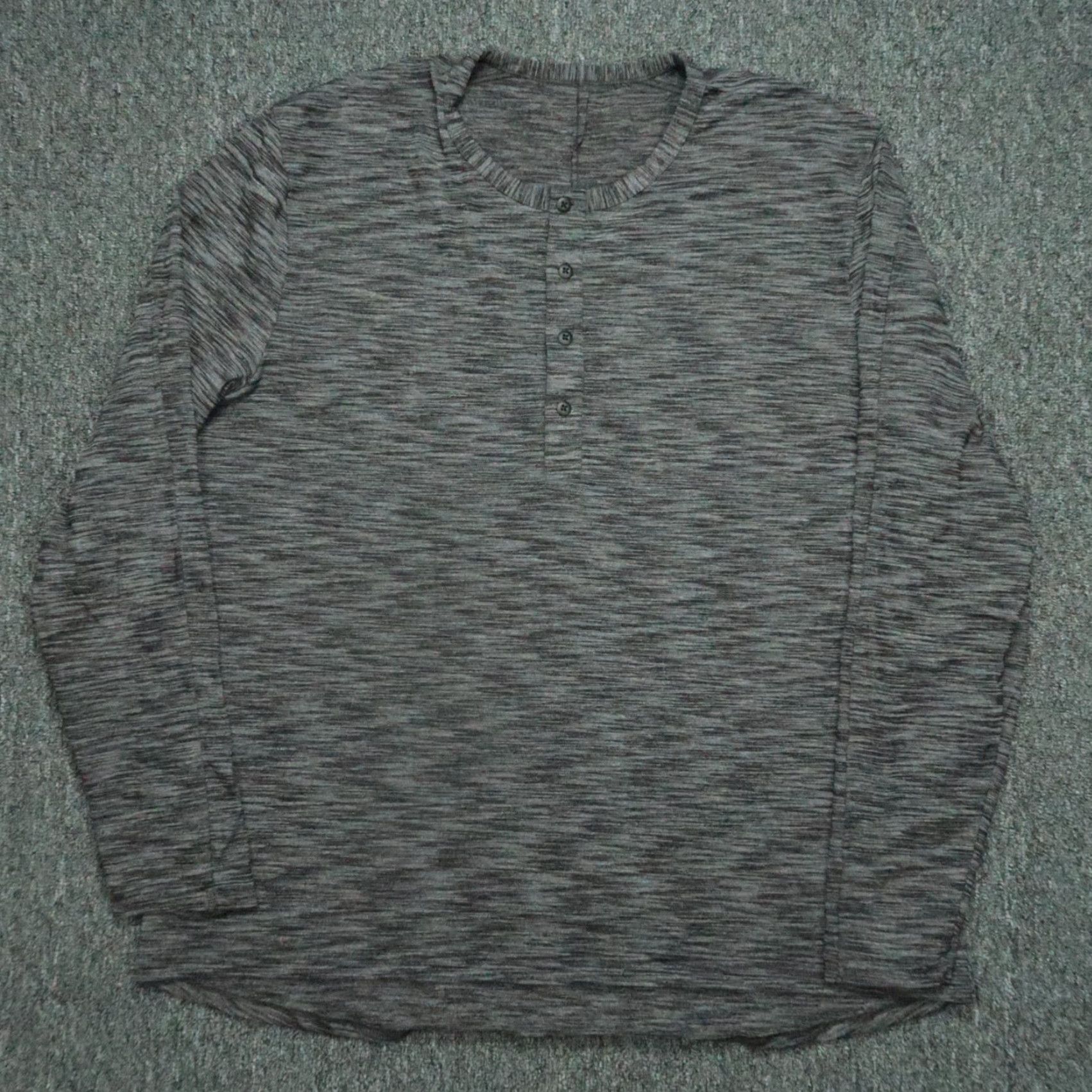 Lululemon Lululemon Shirt Men XL Gray Performance Long Sleeve Henley Lightweight Pullover Athletic Regular T-Shirt Size US XL / EU 56 / 4 - 2 Thumbnail