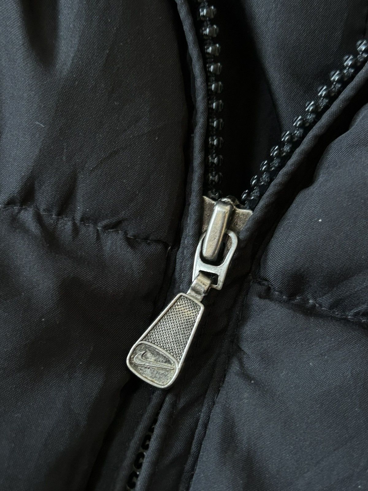 Nike Nike Vintage Vest Puffer Down Logo Swoosh Size US XL / EU 56 / 4 - 6 Thumbnail