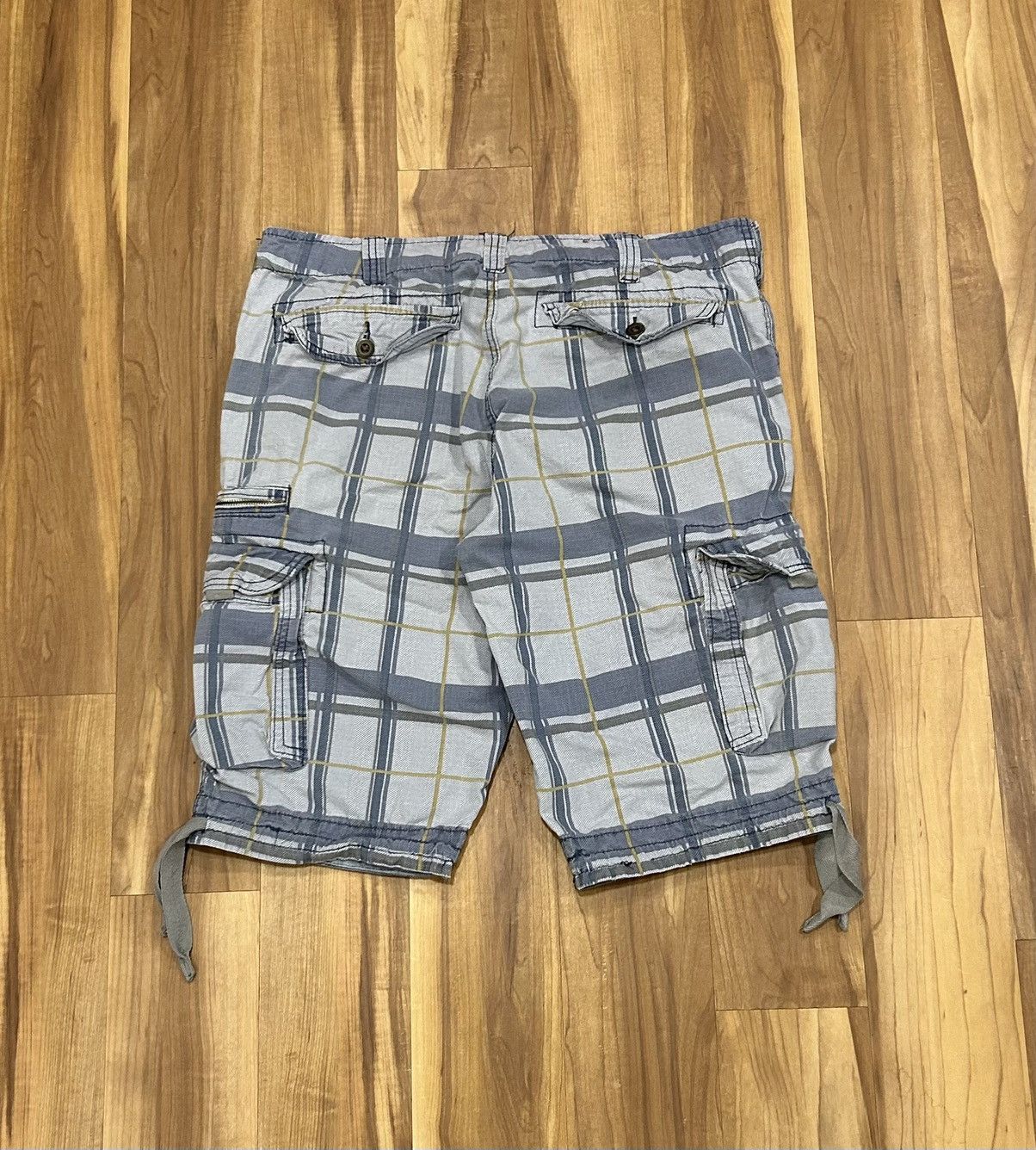 Bullhead Denim Co. Y2K BullHead Baggy Plaid Cargo Shorts Size US 36 / EU 52 - 2 Thumbnail