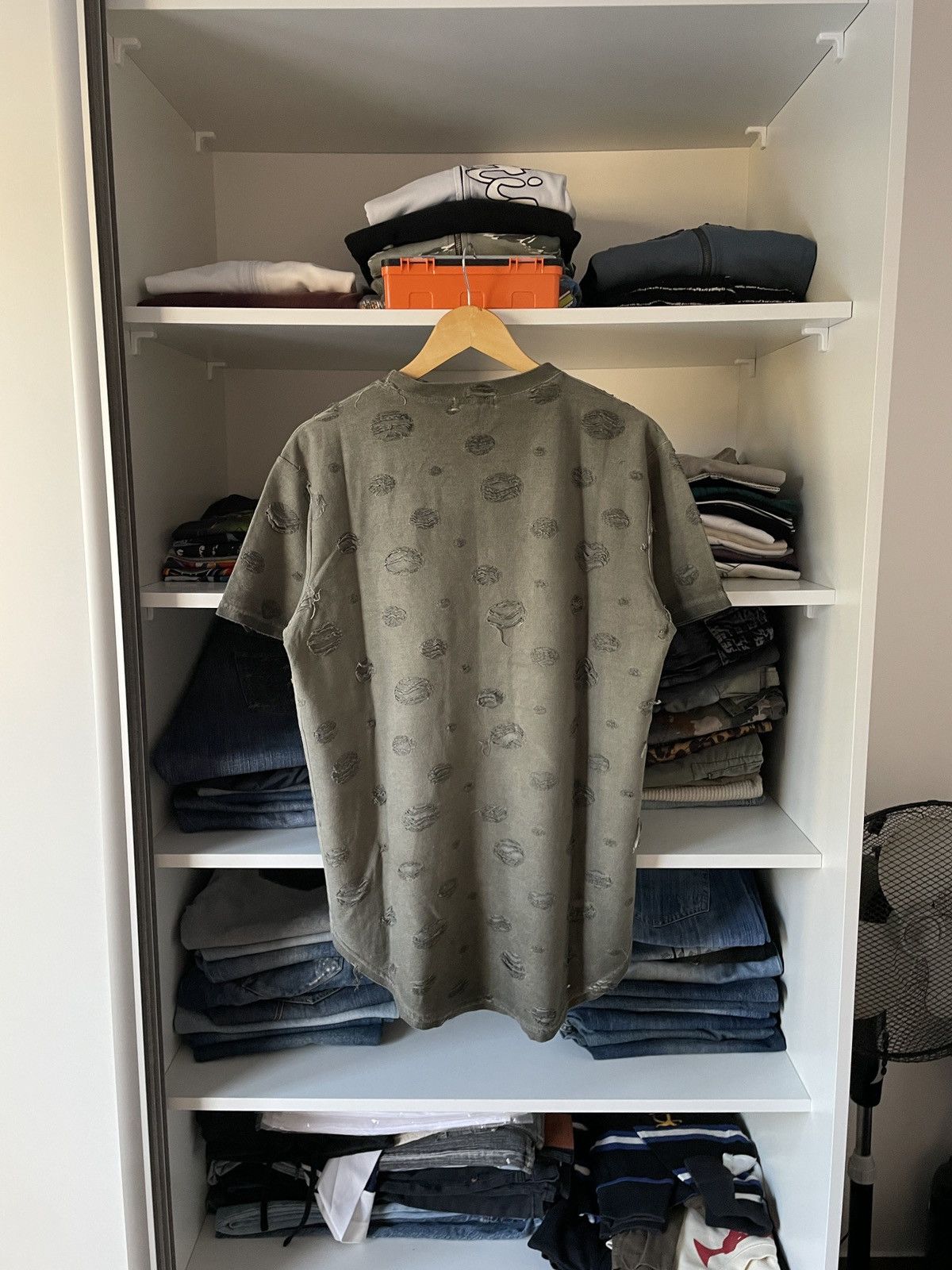 Le Grande Bleu (L.G.B.) Distressed Avant Garde Ripped Washed Faded T-Shirt Japan Y2k Size US L / EU 52-54 / 3 - 5 Thumbnail
