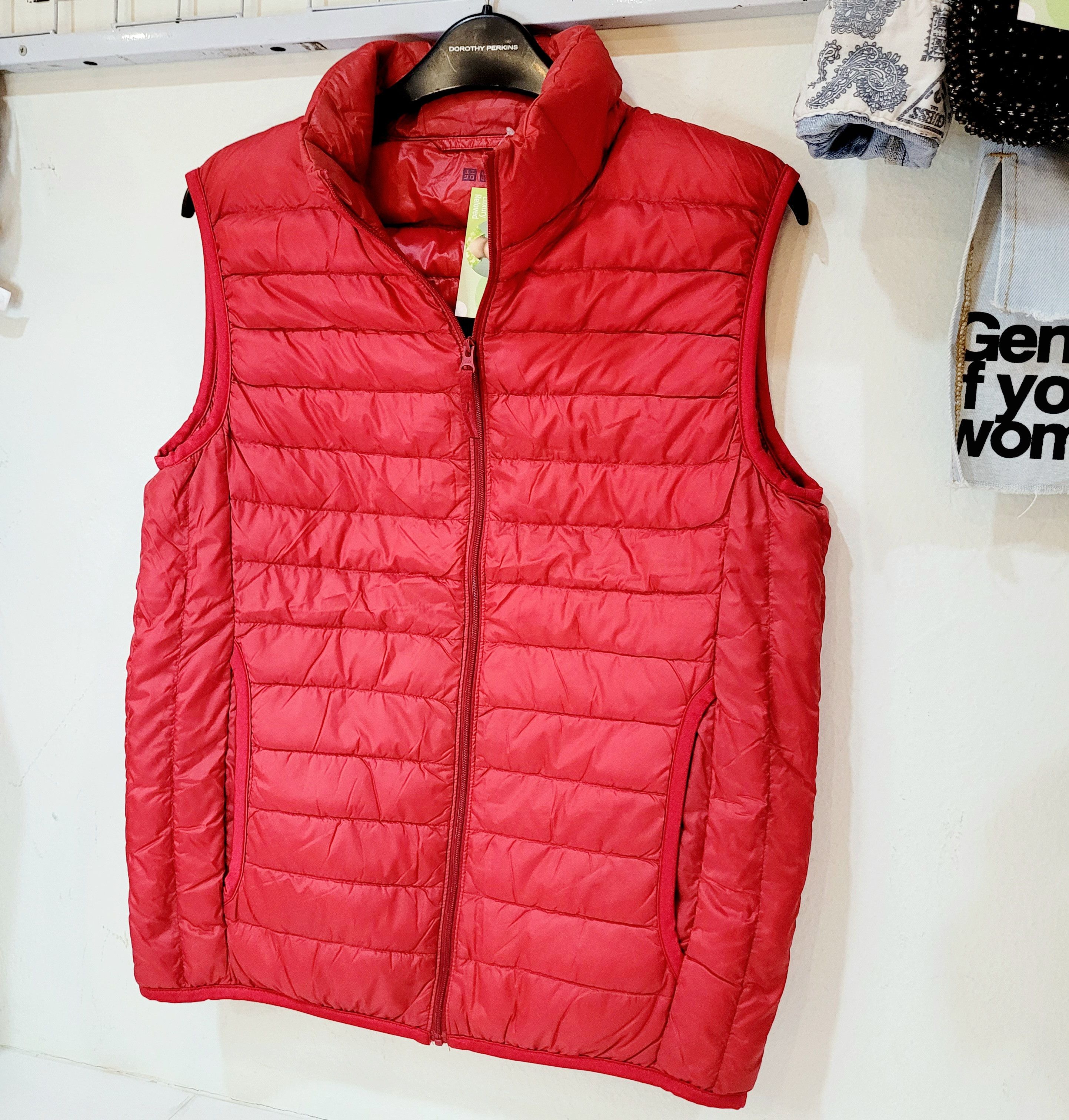 Uniqlo Uniqlo Ultra Light Down Vest ( Unisex ) Size S / US 4 / IT 40 - 6 Thumbnail