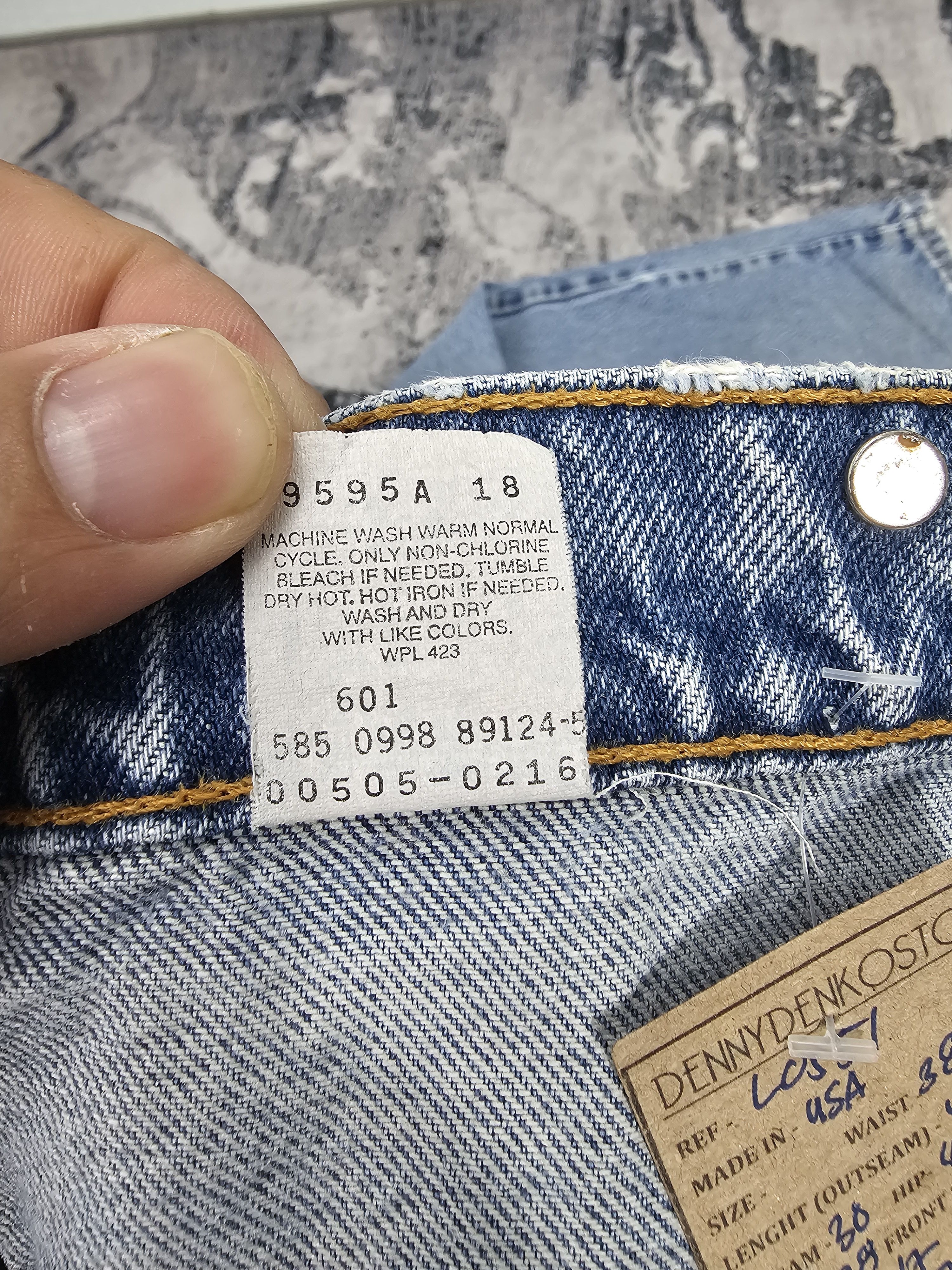 Levi's Vintage Clothing Vtg 90's LEVIS 505 Ripped Faded Jeans Made In USA L0551 Size US 38 / EU 54 - 16 Thumbnail