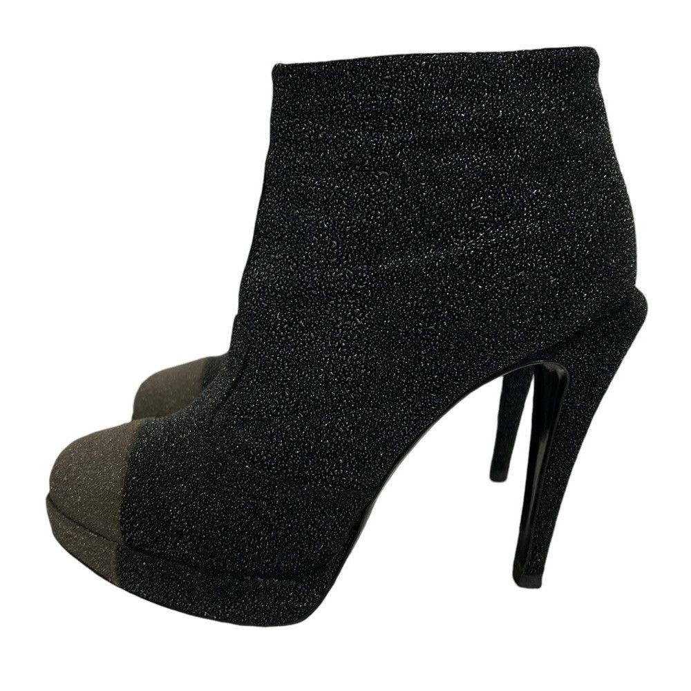 Chanel CHANEL INTERLOCKING CC GLITTER SUEDE CAP TOE ANKLE BOOTS Size US 10.5 / IT 40.5 - 13 Thumbnail