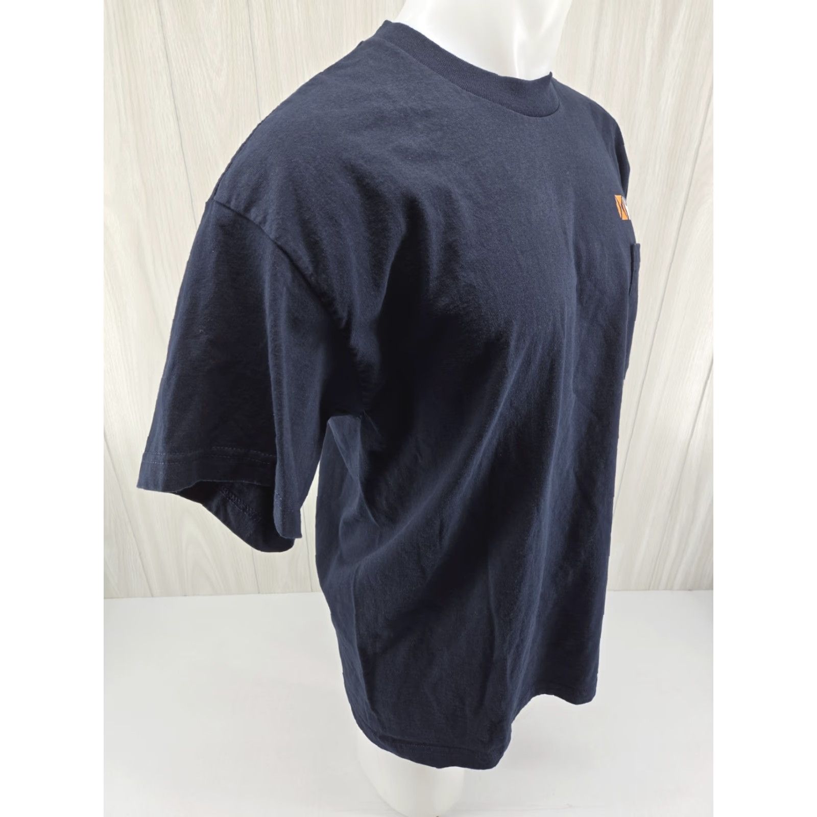 Vintage HDT Global Pocket T Shirt XL Blue Mens Short Sleeve Cotton Pockets 22.5 Shoulder to Shoulder 30.5 Down Back Size US XL / EU 56 / 4 - 6 Thumbnail