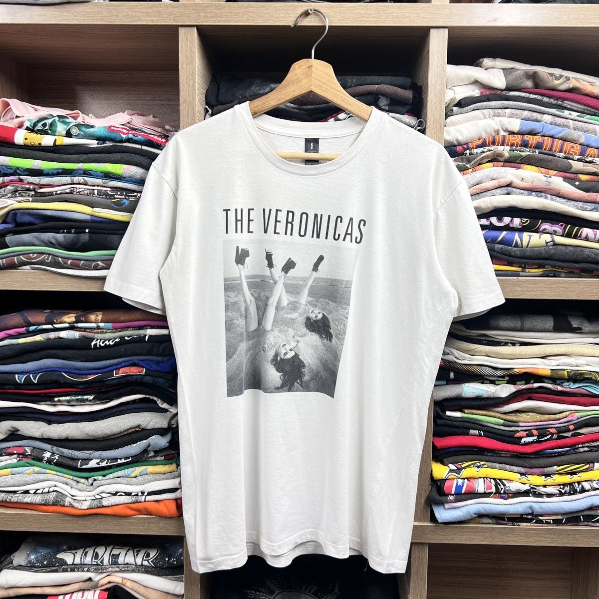 VTG THE VERONICAS BAND TOUR TEE