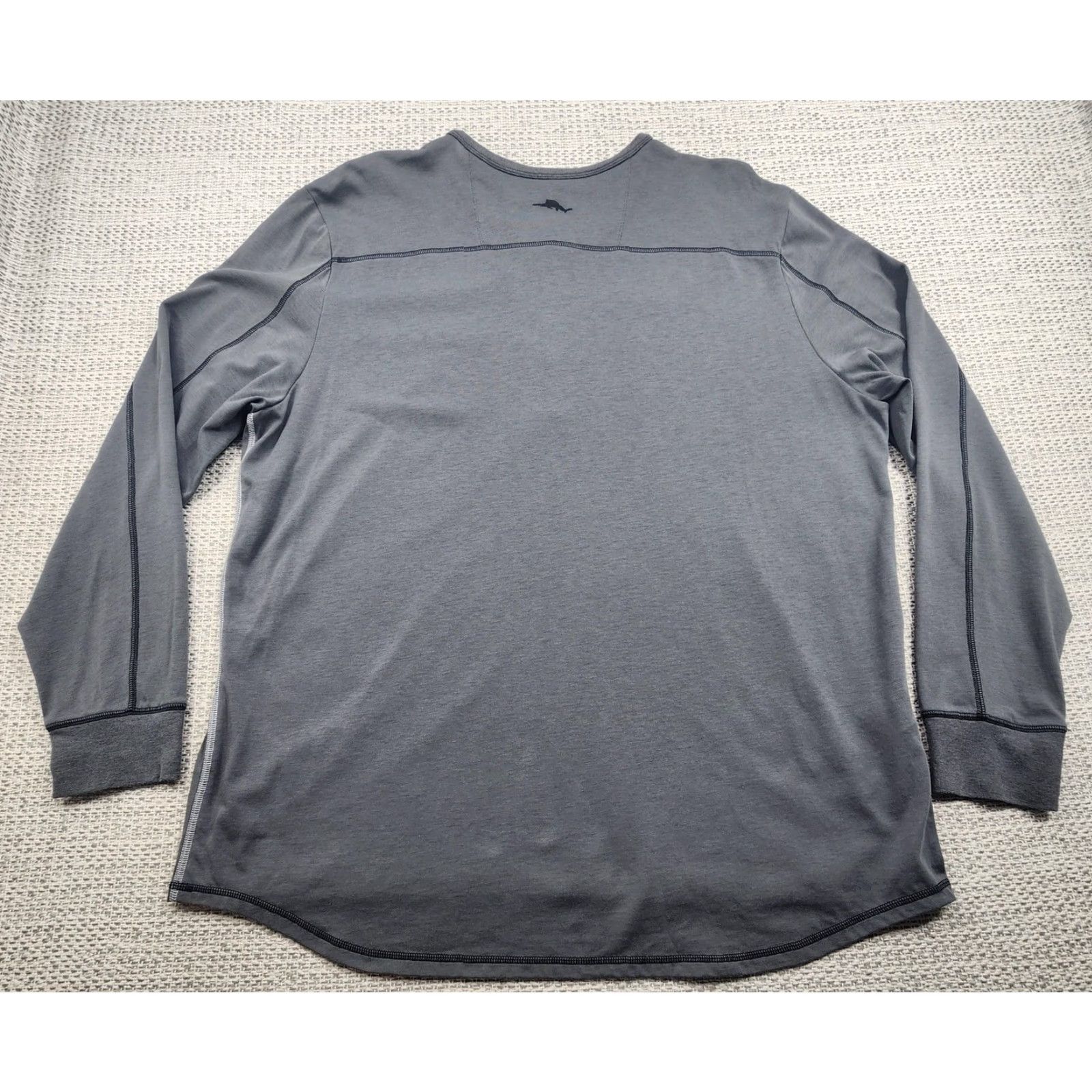 Tommy Bahama VINTAGE Tommy Bahama Island Zone Shirt Mens 2XL Gray Long Sleeve Henley Pocket Pullover Size US XXL / EU 58 / 5 - 6 Thumbnail