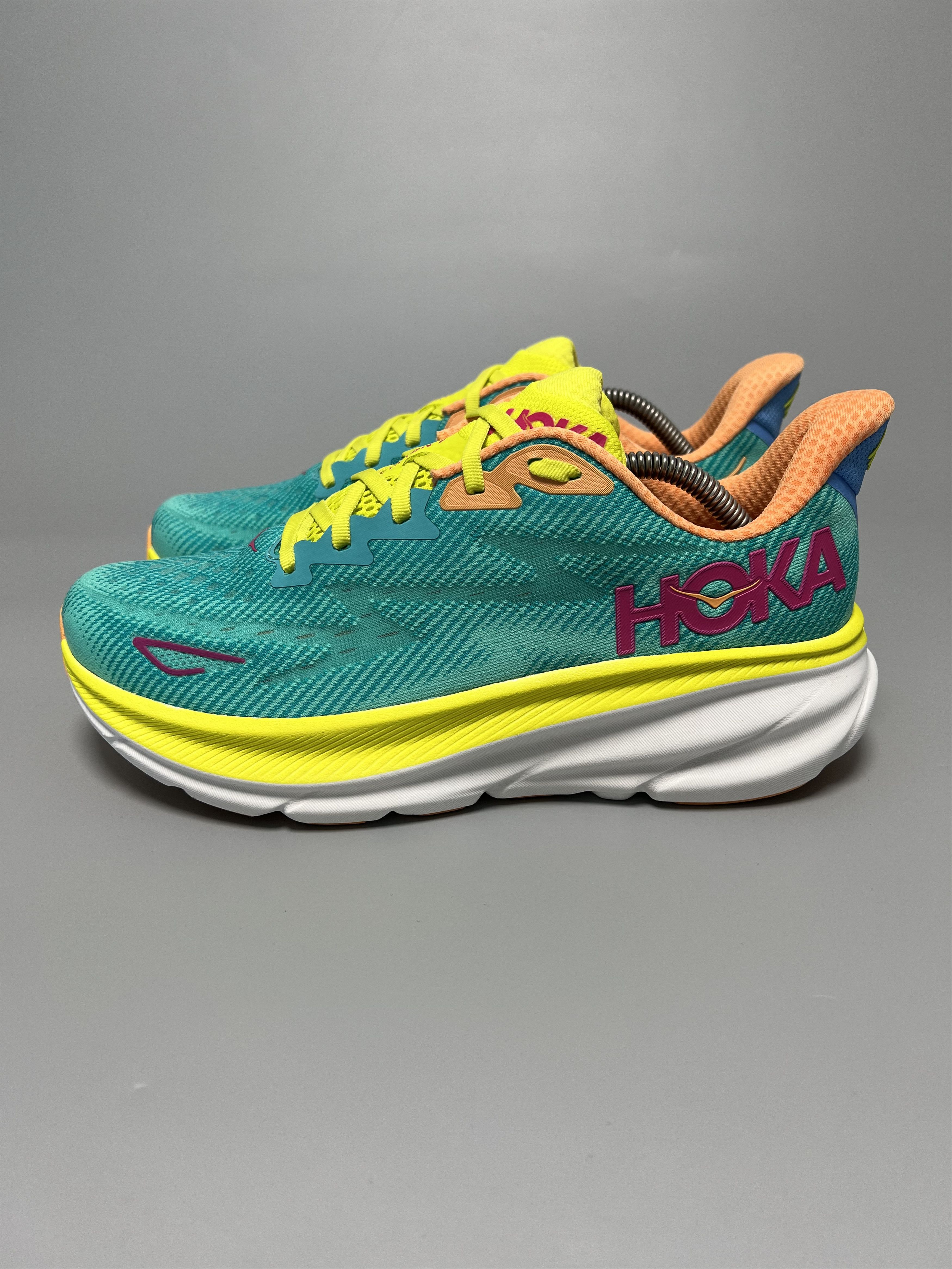 Hoka 9D Hoka One One Clifton 9 Men's Running Shoes Walking Gym Size US 9 / EU 42 - 2 Thumbnail