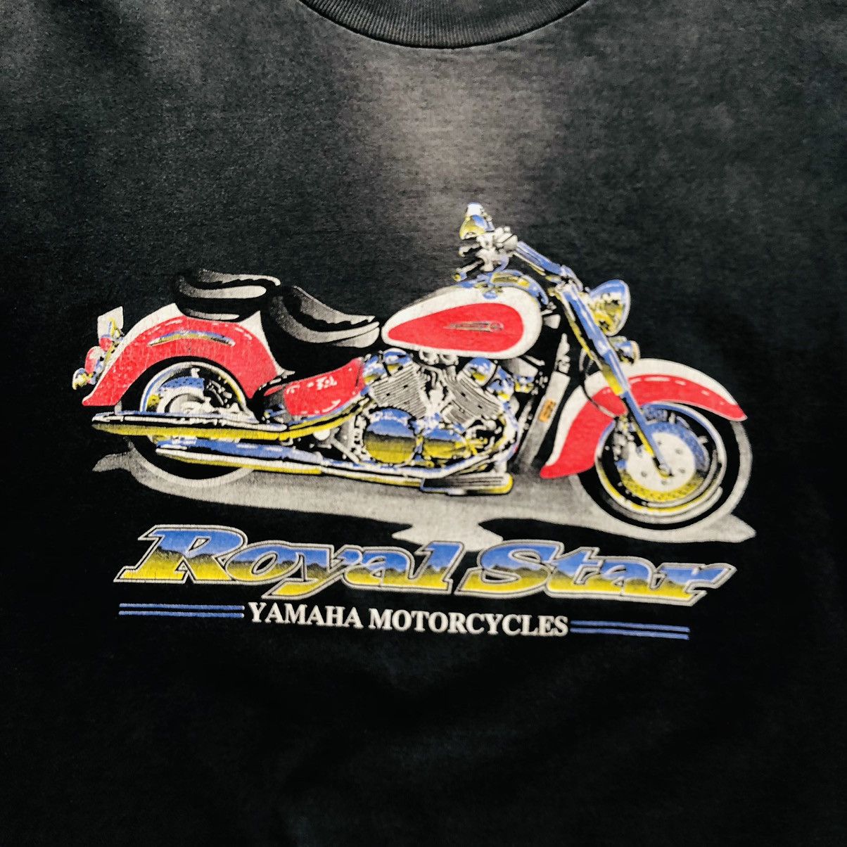 Vintage Vintage YAMAHA Royal Star Rock Motorcycle t shirt Tee 90s Size US L / EU 52-54 / 3 - 3 Thumbnail