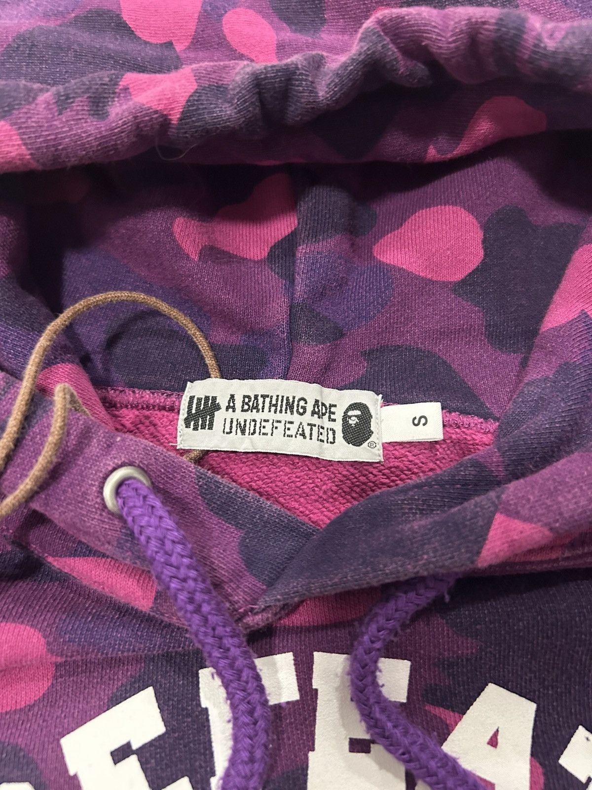 Bape × Undefeated BAPE X Undefeated Color Camo College Pullover Size US S / EU 44-46 / 1 - 4 Thumbnail