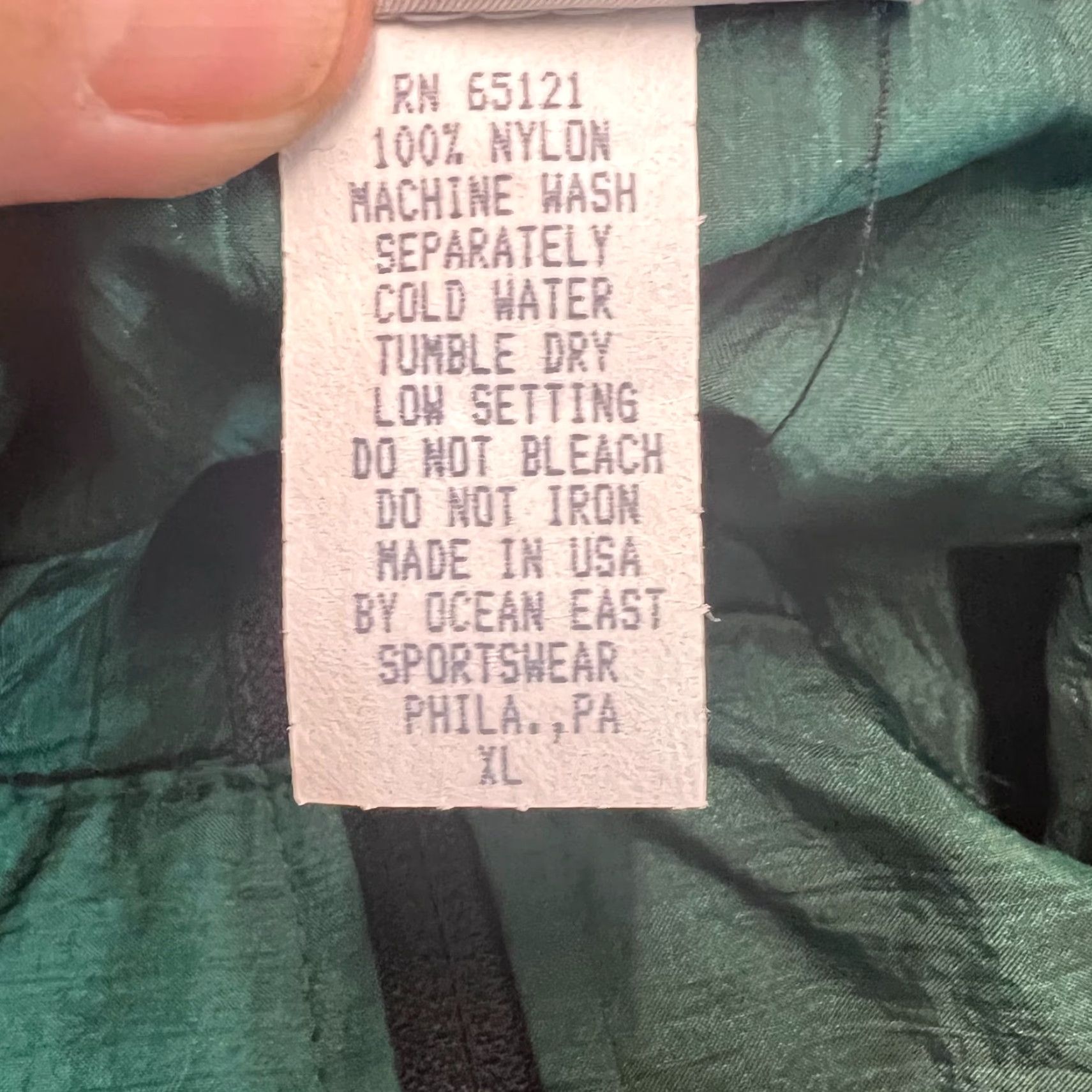 Vintage Ocean East Windbreaker Jacket Mens XL Green - 100% Nylon, Solid, Zip, Full Zip, Pockets, Stand-Up Collar, Casual Travel, Outdoor Theme, USA Made Size US XL / EU 56 / 4 - 6 Thumbnail