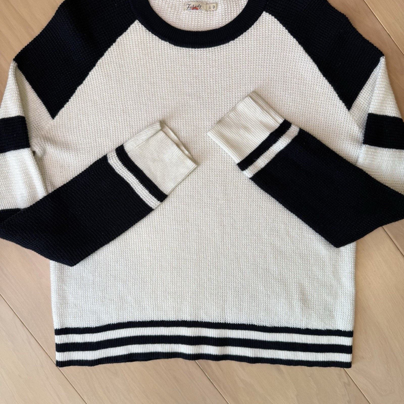 Faherty Faherty Throwback Crewneck Sweater Women's S White Black Size S / US 4 / IT 40 - 6 Thumbnail