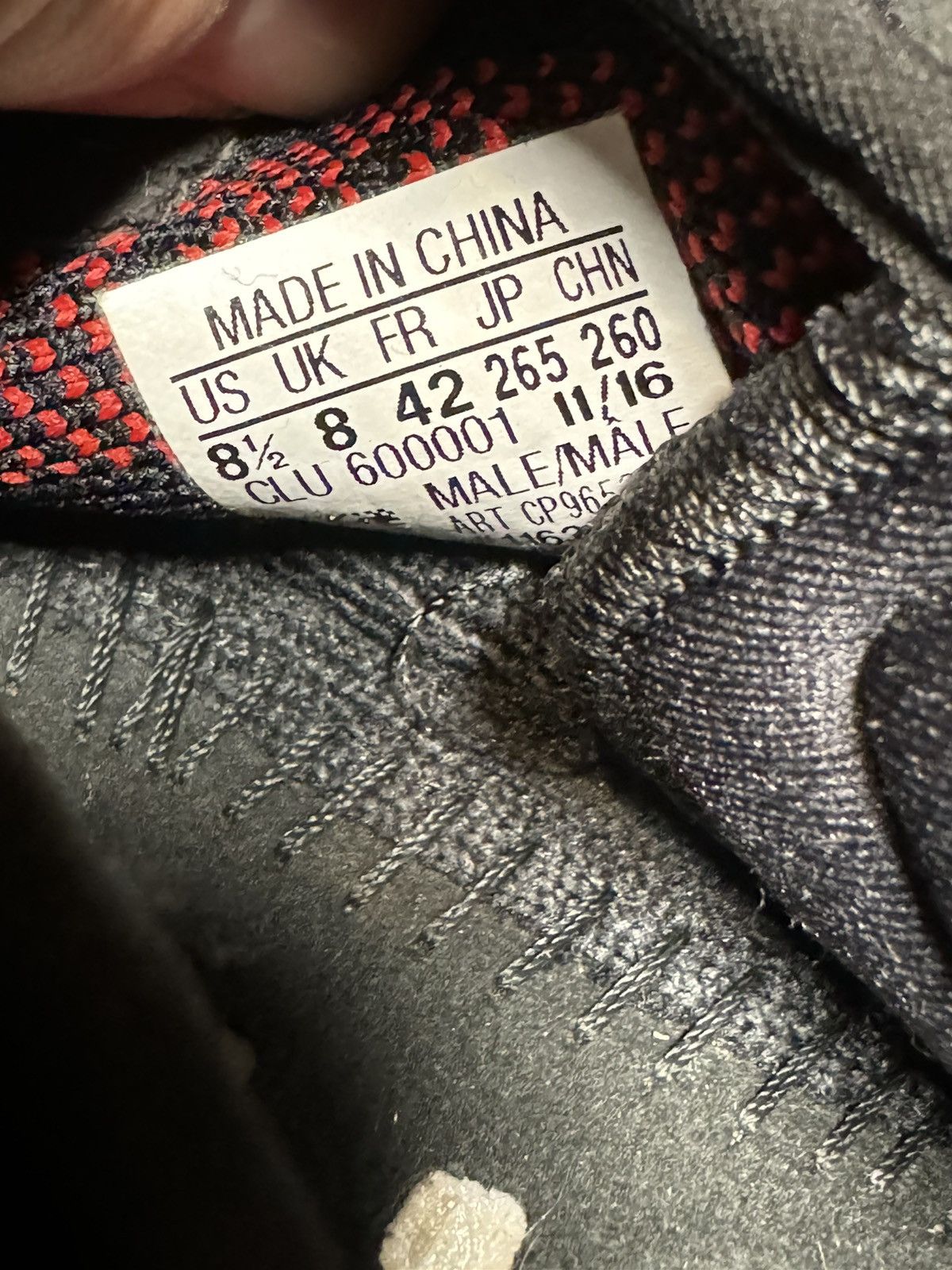 Yeezy Yeezy 350 V2 Core Red Size US 8.5 / EU 41-42 - 4 Thumbnail
