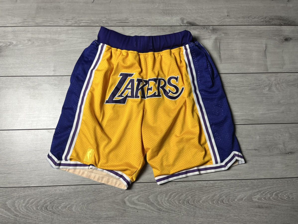 Just Don Just Don NBA Los Angeles Lakers Shorts 1996/7 size Large Size US 34 / EU 50 - 1 Thumbnail