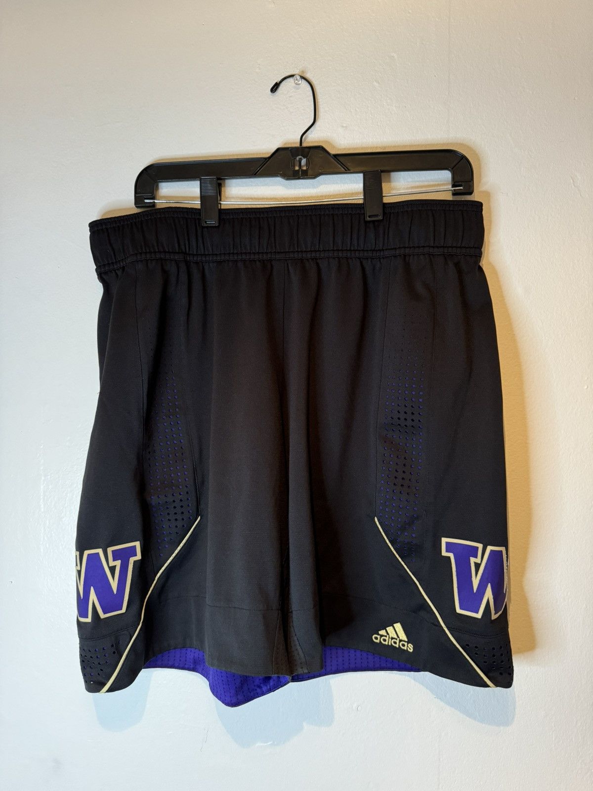 Washington Shorts Basketball Adidas Size L Player Issued