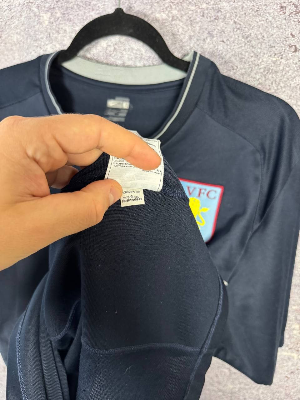 Nike × Vintage Vintage Aston Vila 2006 Nike Training Pre-Match Jersey Size US L / EU 52-54 / 3 - 12 Thumbnail