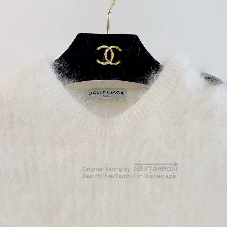 Balenciaga Balenciaga White Fuzzy Knit Top Size XS / US 0-2 / IT 36-38 - 4 Thumbnail