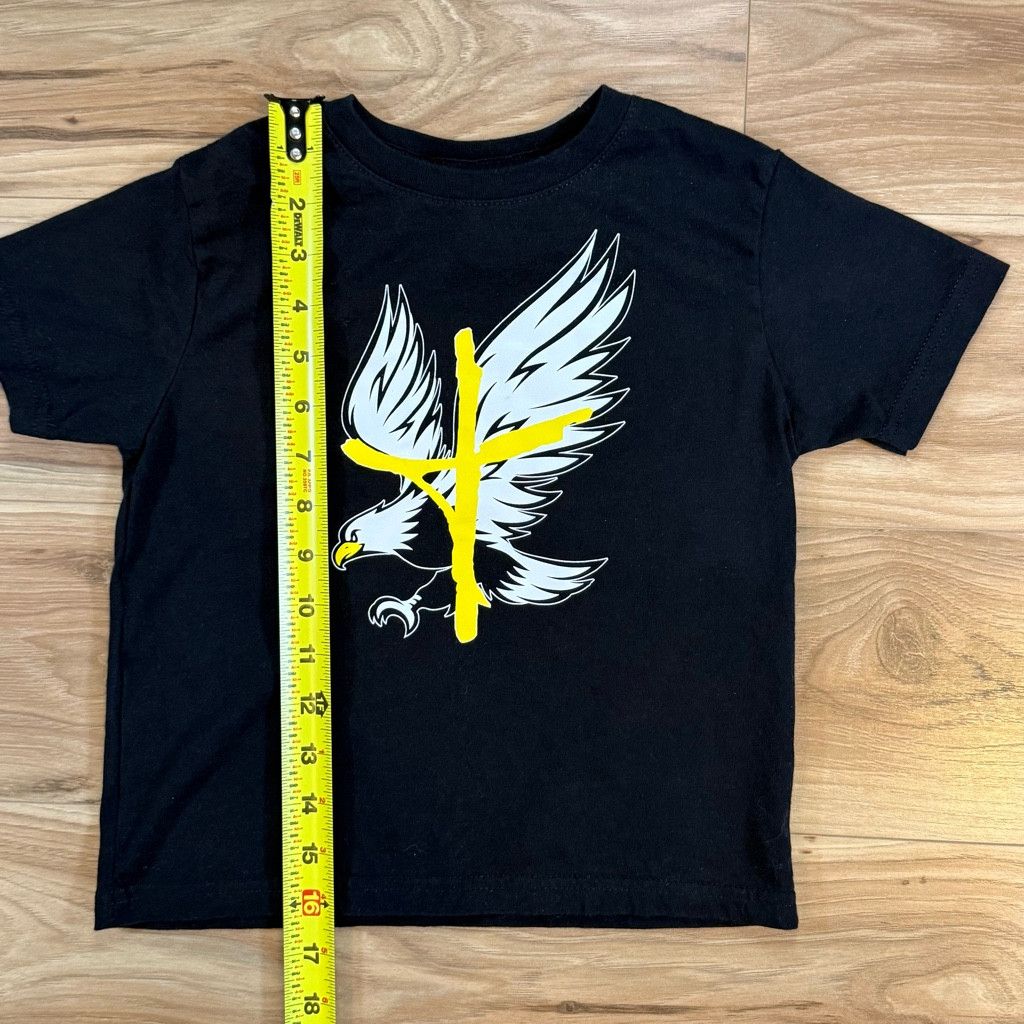 J Brand Kids Size 4 Christian “Our Savior” Eagle Cross T-Shirt Size US S / EU 44-46 / 1 - 4 Thumbnail