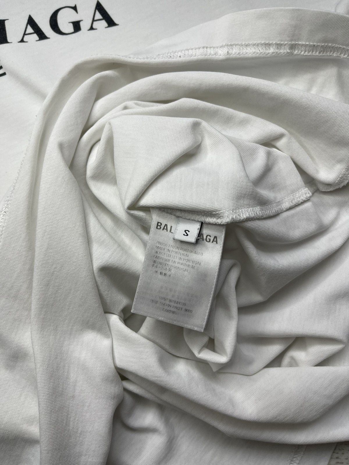 Balenciaga Balenciaga Mode T-shirt Size US S / EU 44-46 / 1 - 6 Thumbnail