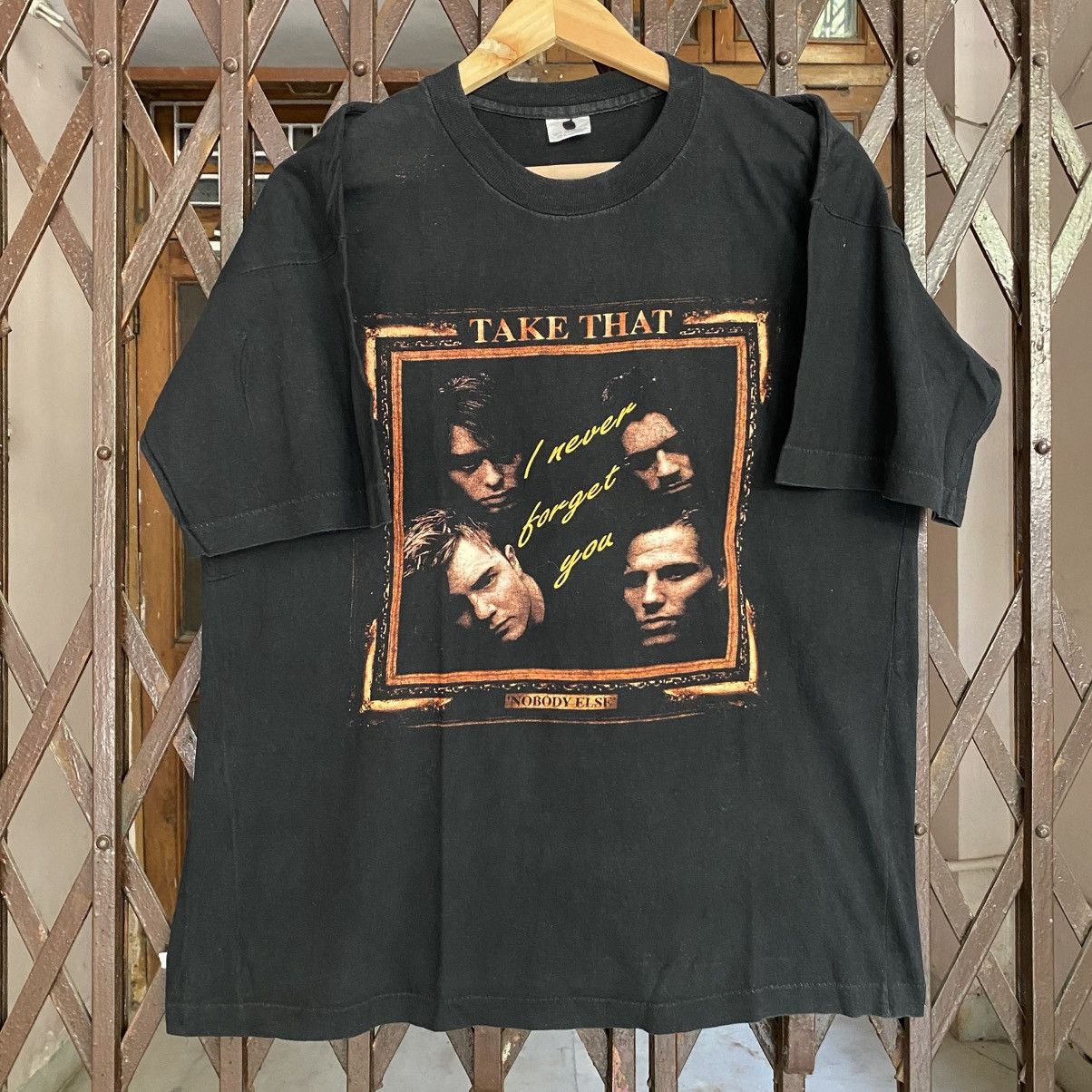 Band Tees Vintage 1995 Take That "Nobody Else" tour Tshirt Size US XL / EU 56 / 4 - 1 Thumbnail