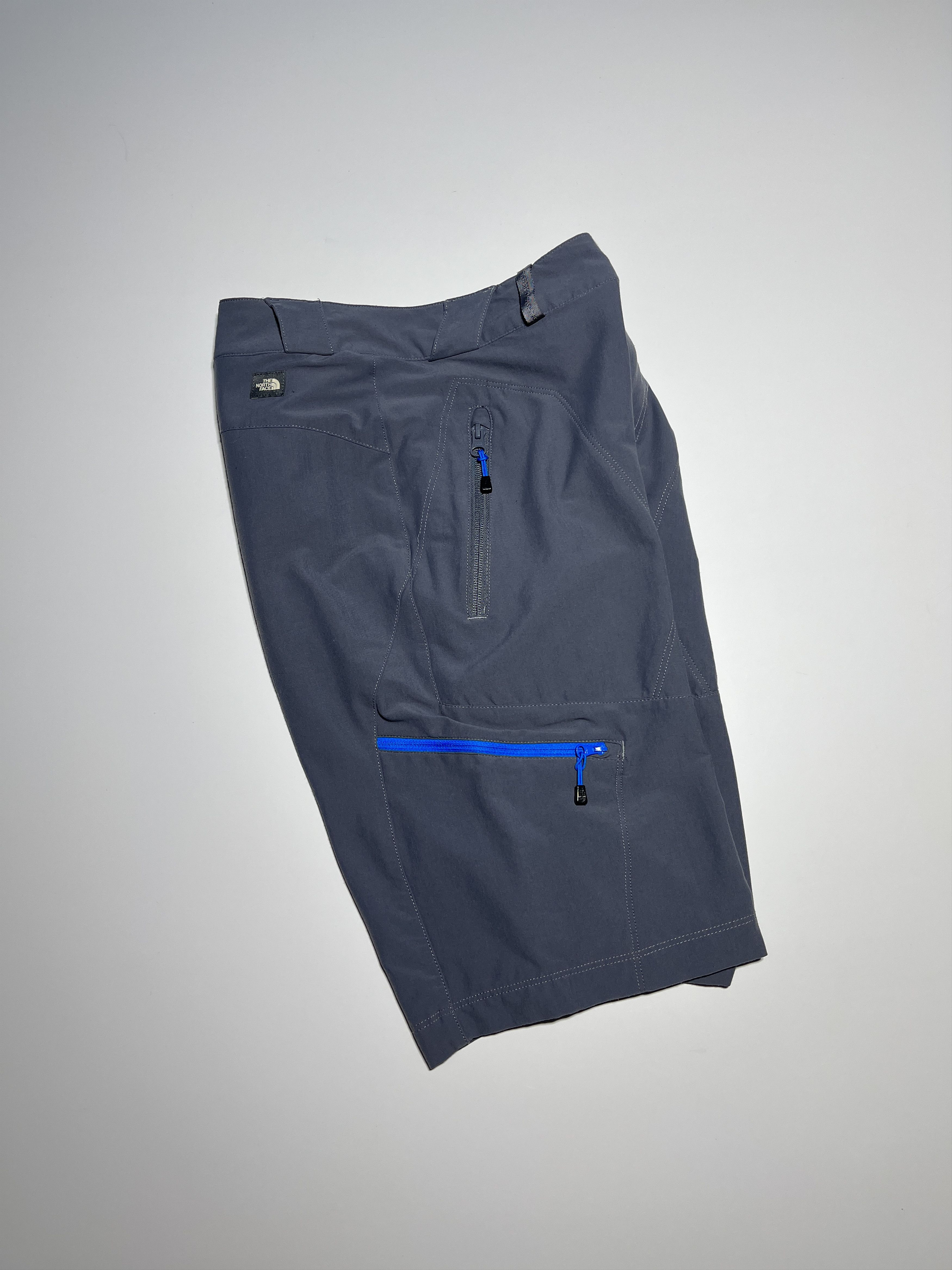 The North Face The North Face Gray Hiking Shorts Size 30 Size US 30 / EU 46 - 3 Thumbnail