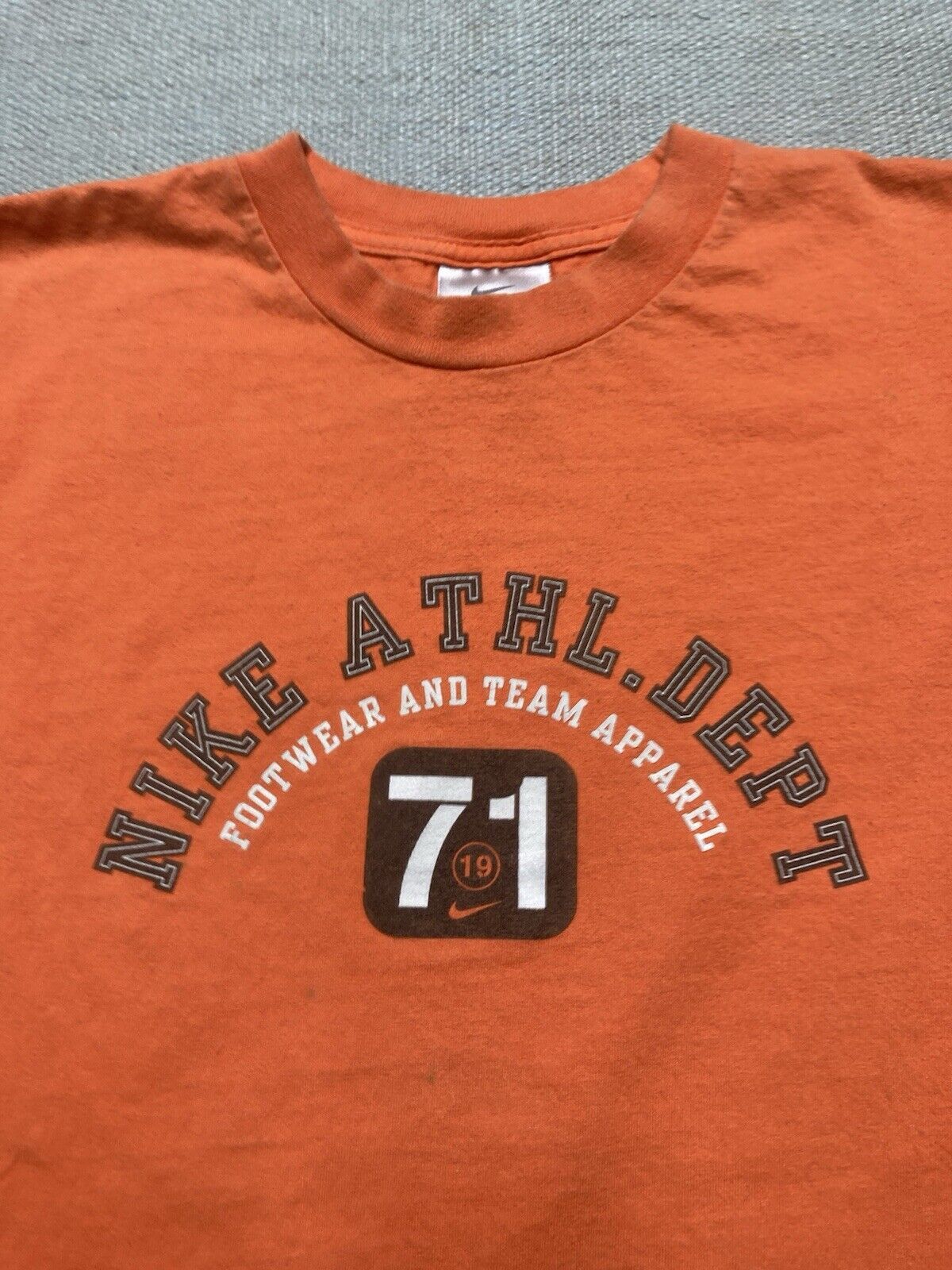 Nike × Vintage Vtg t shirt Nike athletic department y2k orange adult medium Size US M / EU 48-50 / 2 - 4 Thumbnail