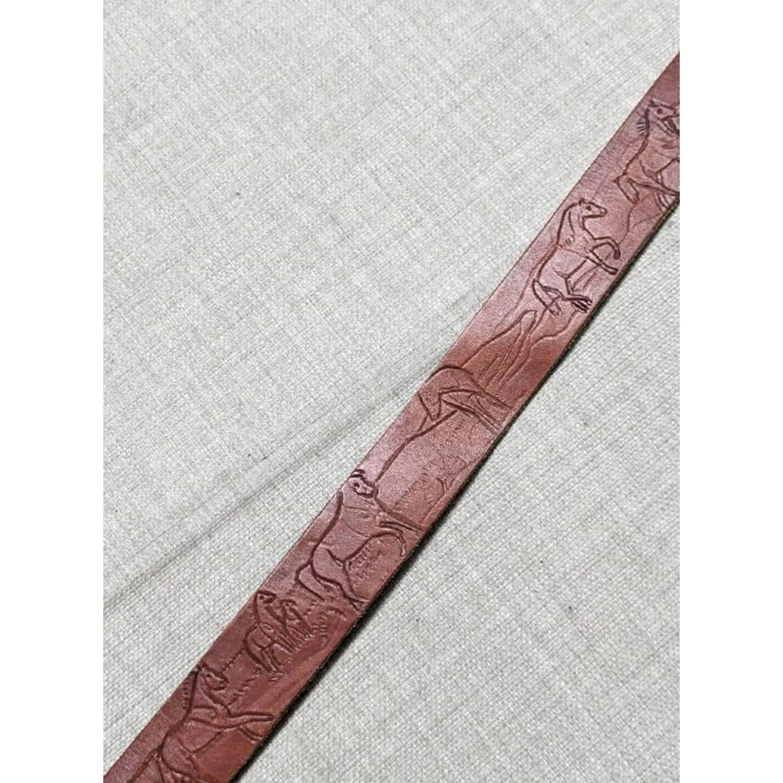 Vintage VINTAGE tooled buckle belt HORSES handcrafted 30 cowhide leather WESTERN cowboy Men Size 30 Brown Size 30 - 6 Thumbnail