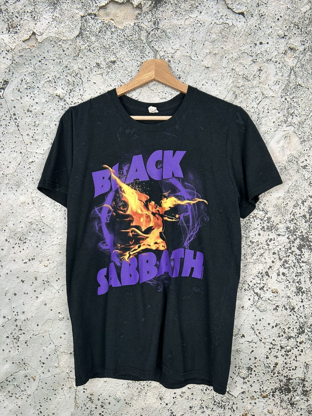 Vintage Black Sabbath Rock Band Tee Metal Graphic The End