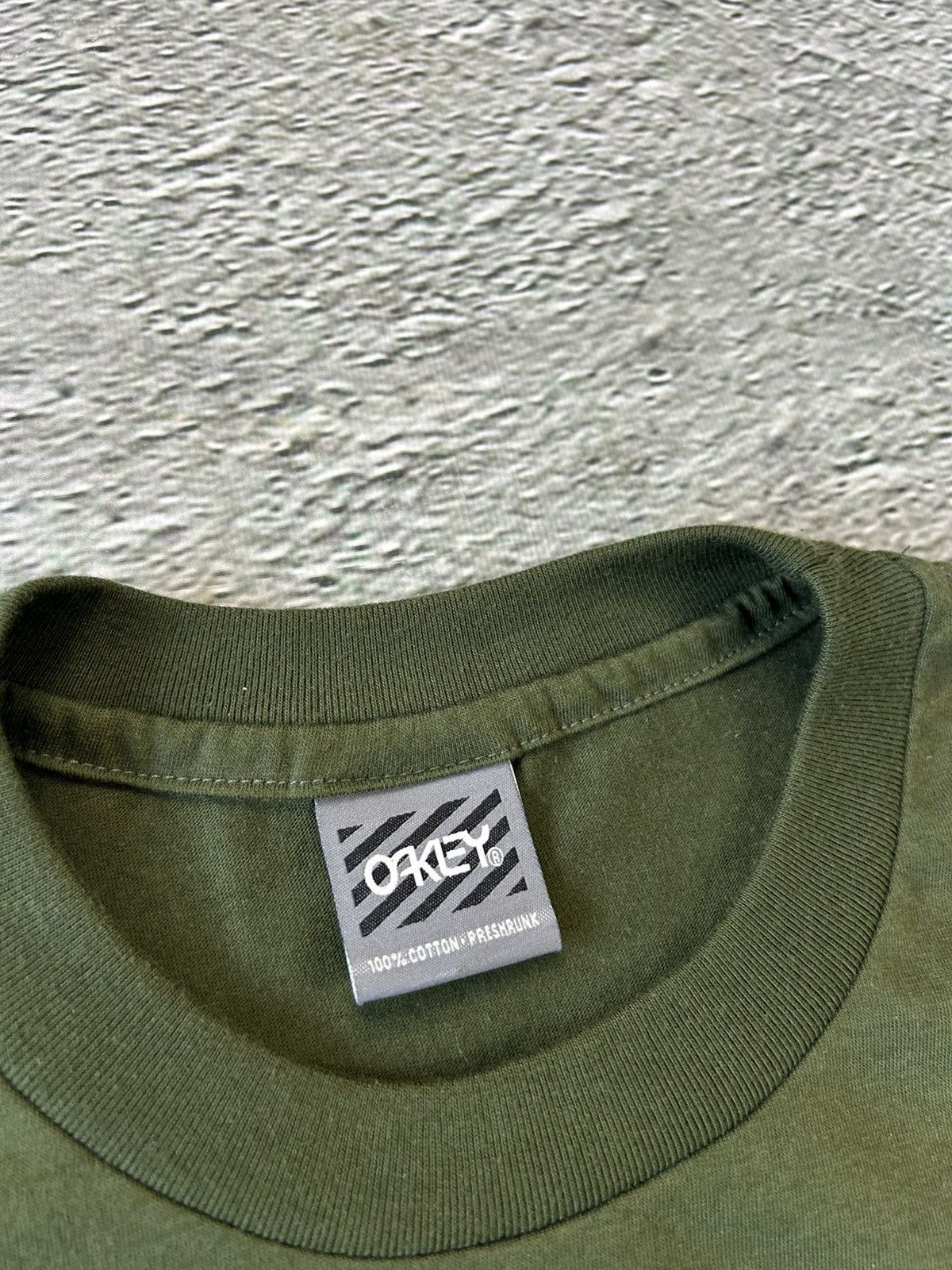 Oakley Oakley tank top khaki green big logo Y2K Size US L / EU 52-54 / 3 - 3 Thumbnail