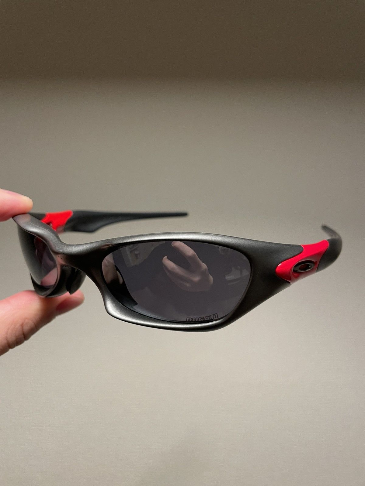 Oakley OAKLEY VALVE DUCATI SUNGLASSES Grailed