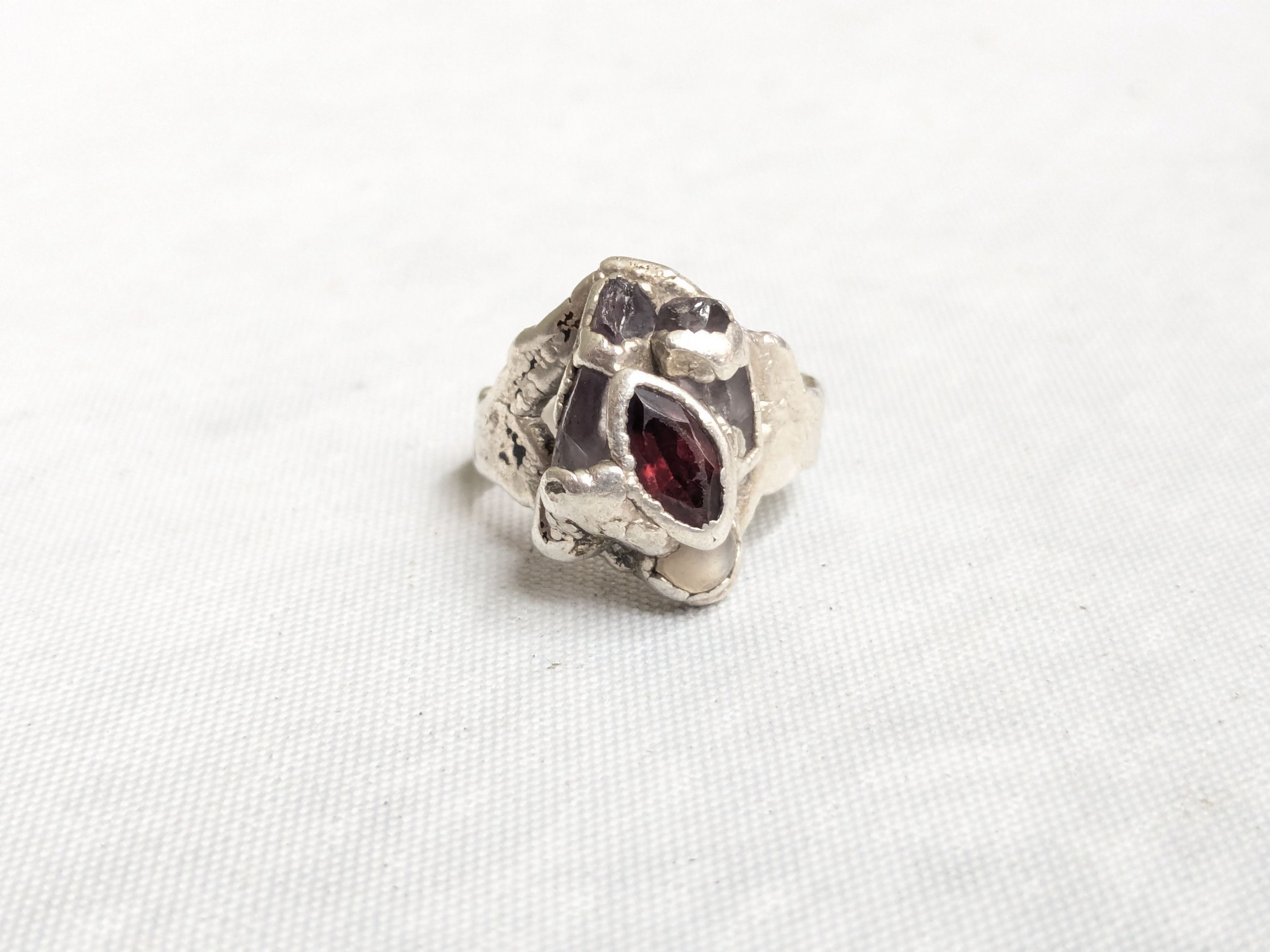 Jewelry Vintage Sterling Silver Ring Garnet Amethyst 7.75 Brutalist Size ONE SIZE - 4 Thumbnail
