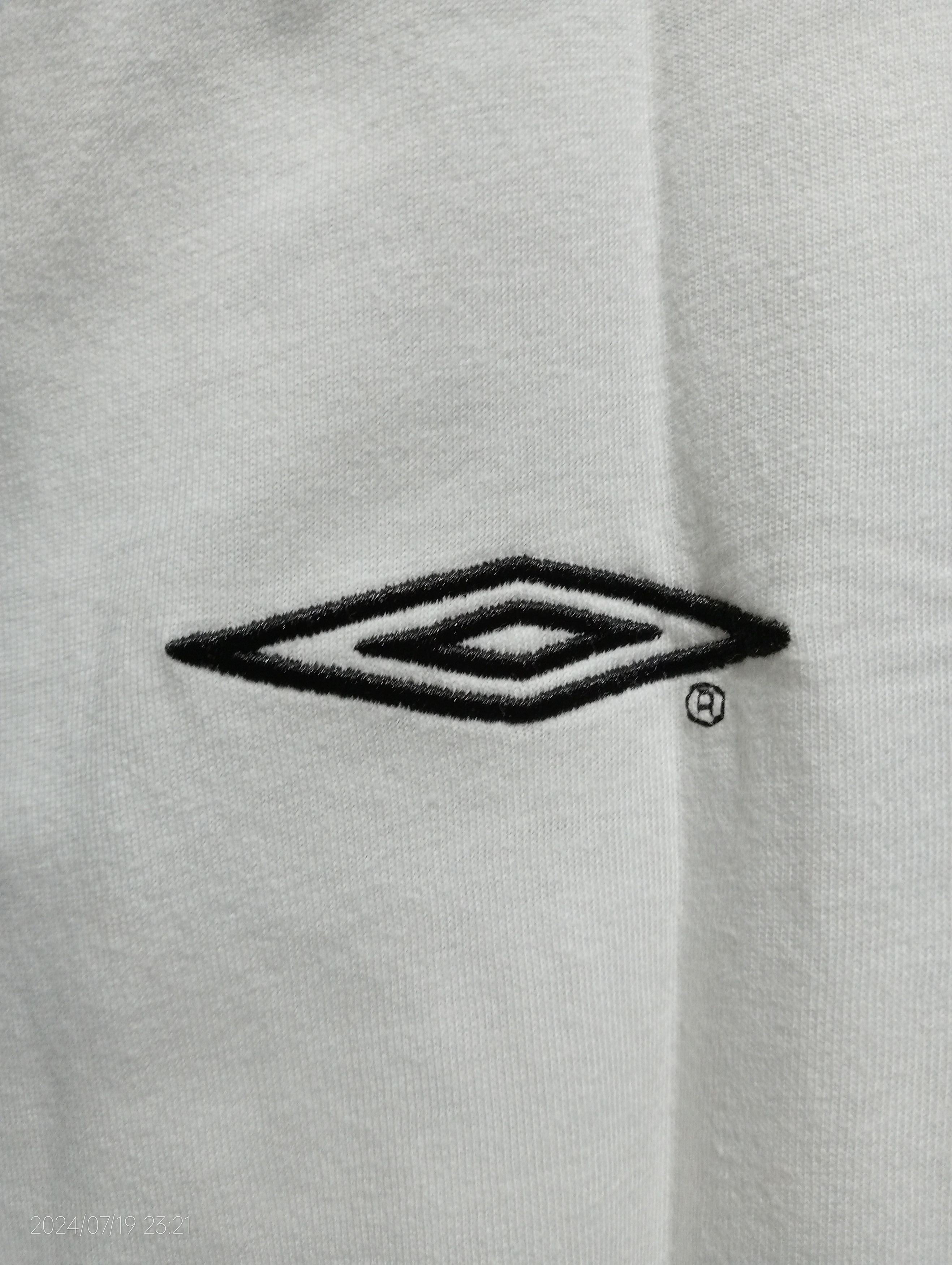Umbro Vintage Umbro Manchester United Vodafone Tee Size US L / EU 52-54 / 3 - 6 Thumbnail