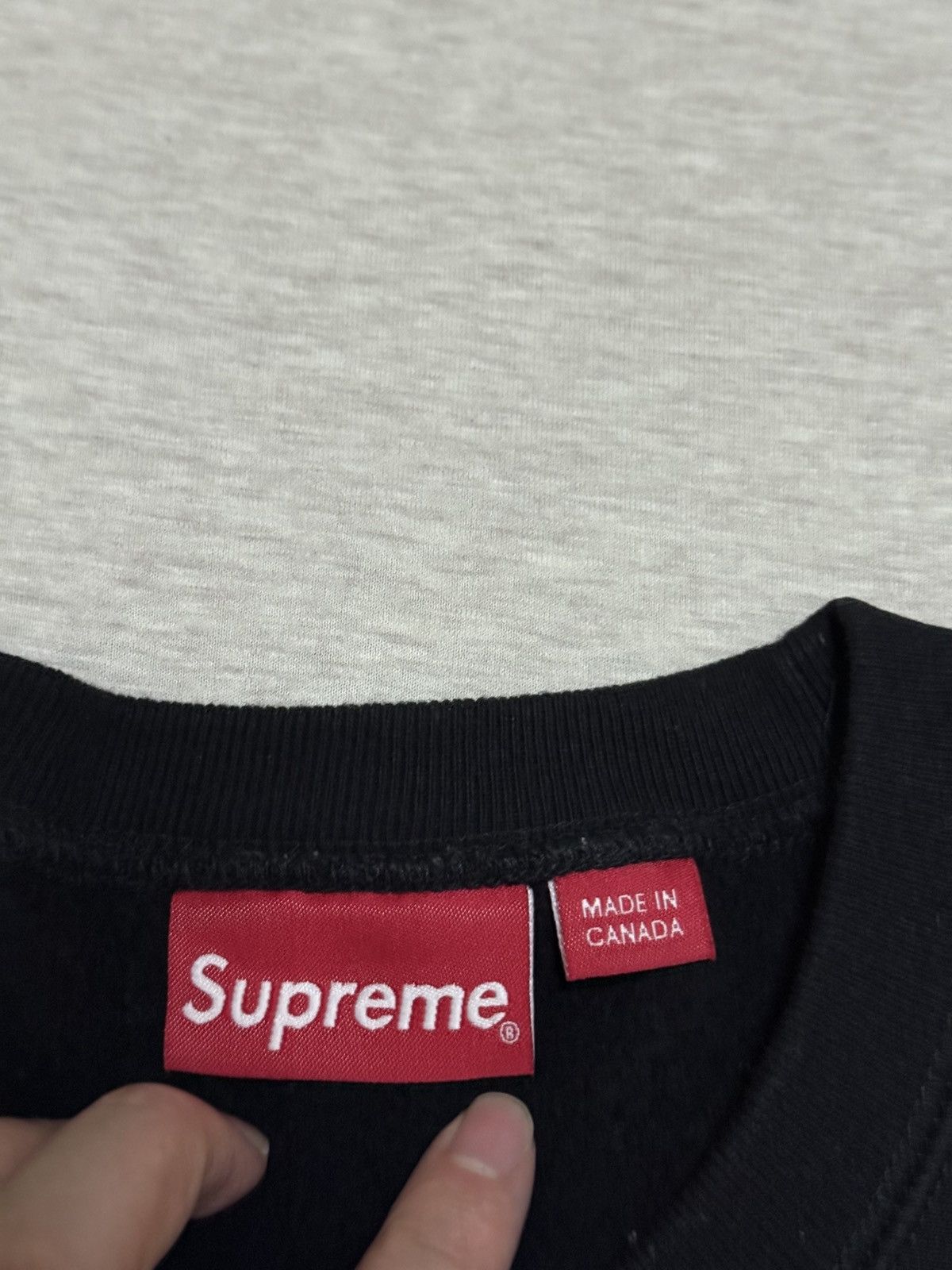 Supreme Supreme fw15 black on black box logo crewneck Size US L / EU 52-54 / 3 - 4 Thumbnail