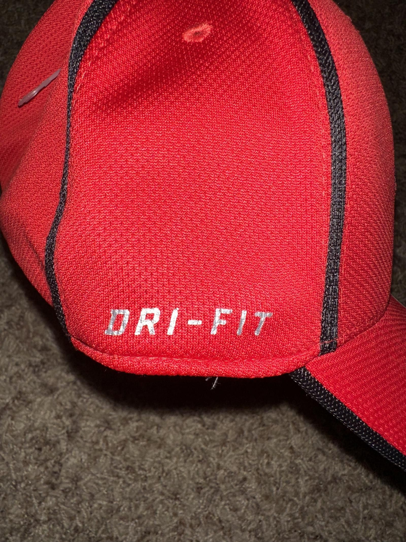 Nike Ohio State Buckeyes Aerobill Sideline Coaches Cap 2010 Size ONE SIZE - 8 Thumbnail