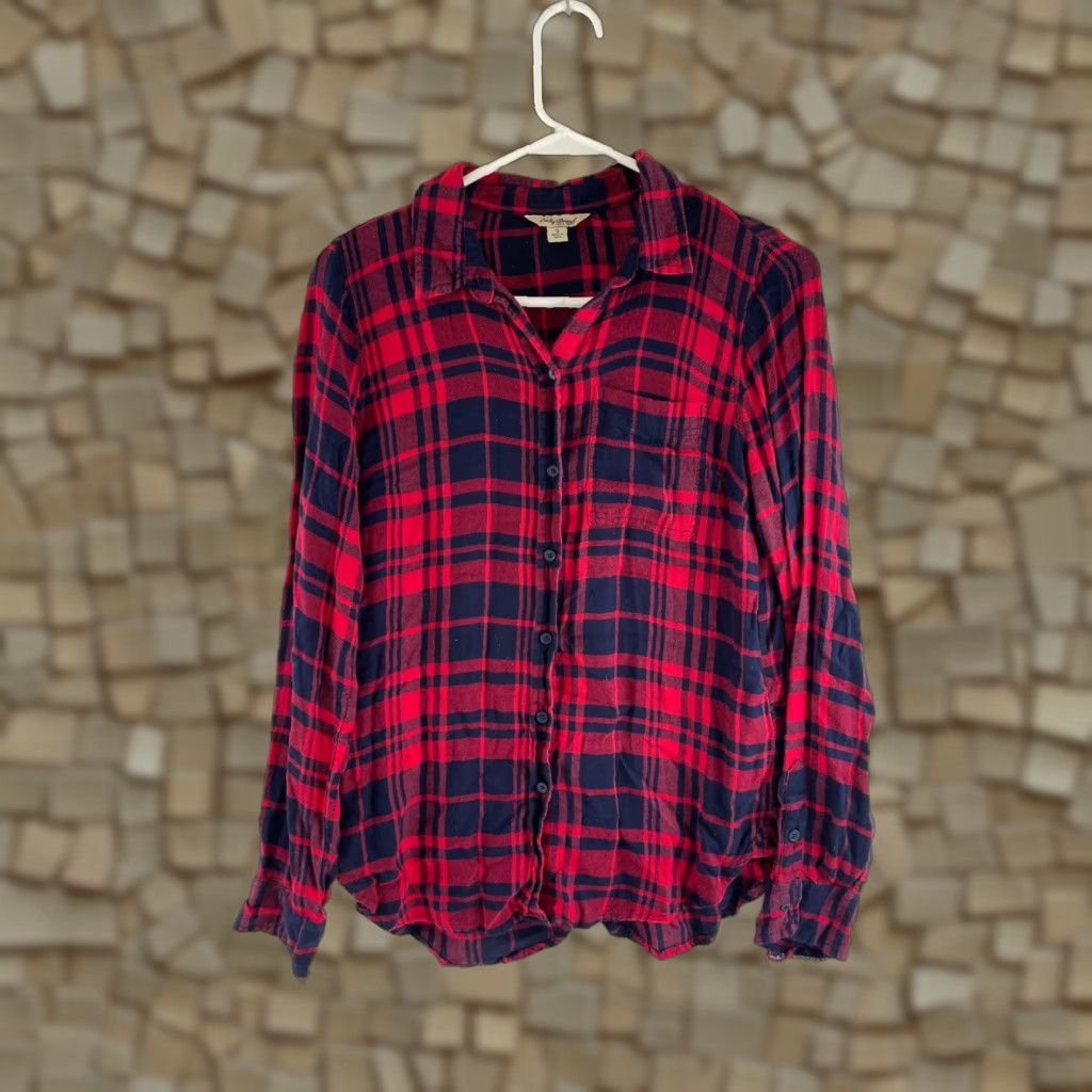 Lucky Brand Lucky Brand Shirt Women's S Red Navy Blue Plaid Button-Up Pocket Split Back Size S / US 4 / IT 40 - 1 Thumbnail