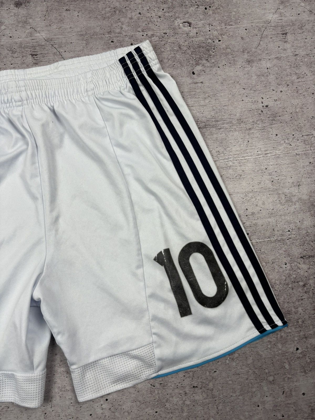 Adidas × Vintage Adidas x Real Madrid vintage shorts size M Size US 32 / EU 48 - 2 Thumbnail