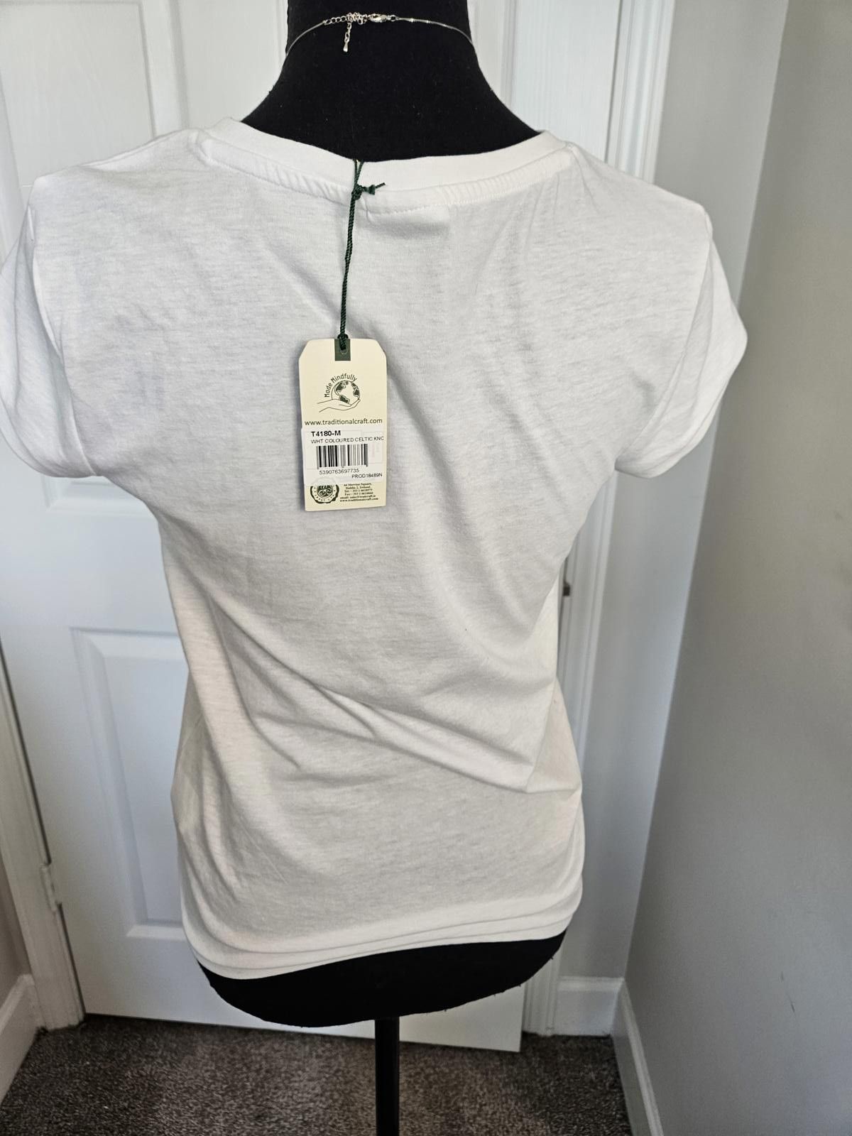 Designer Nwt Ireland Celtic Symbol Ireland Graphic V-Neck Tee #148 Size S / US 4 / IT 40 - 3 Thumbnail