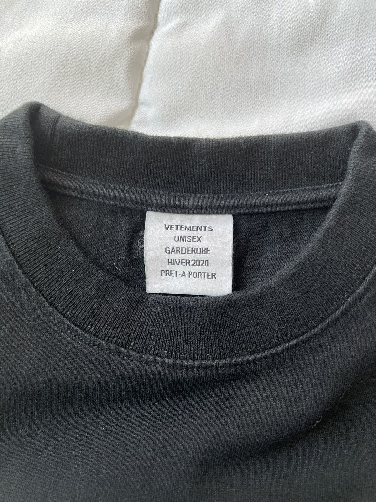 Vetements VETEMENTS Shirt Size US S / EU 44-46 / 1 - 6 Thumbnail