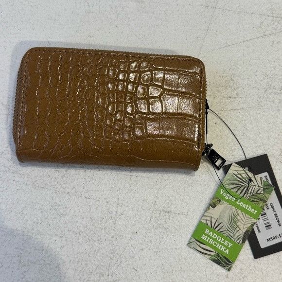 Badgley Mischka NWT Badgley Mischka Tan Croc-Embossed Wallet Size ONE SIZE - 4 Thumbnail
