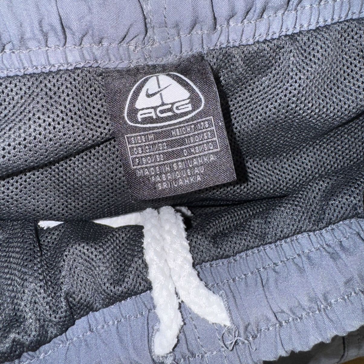 Nike ACG Nike Acg Vintage Nylon Athletic Swim Shorts Size US 32 / EU 48 - 3 Thumbnail