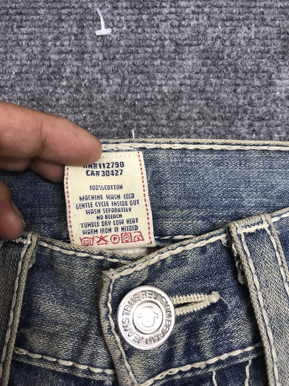 True Religion 💥THRASHED💥TRUE RELIGION LOW RISE DISTRESSED DENIM F377 Size US 29 - 18 Thumbnail