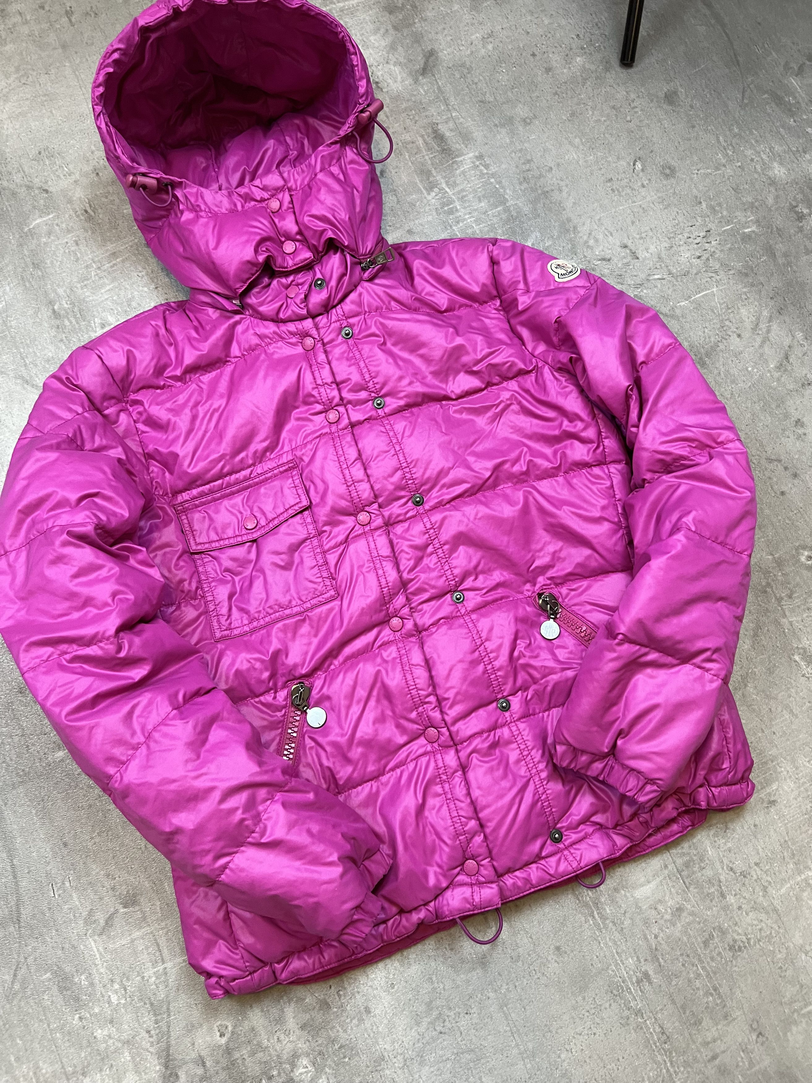 Moncler Moncler down jacket size (2) M-L legit Size M / US 6-8 / IT 42-44 - 2 Thumbnail