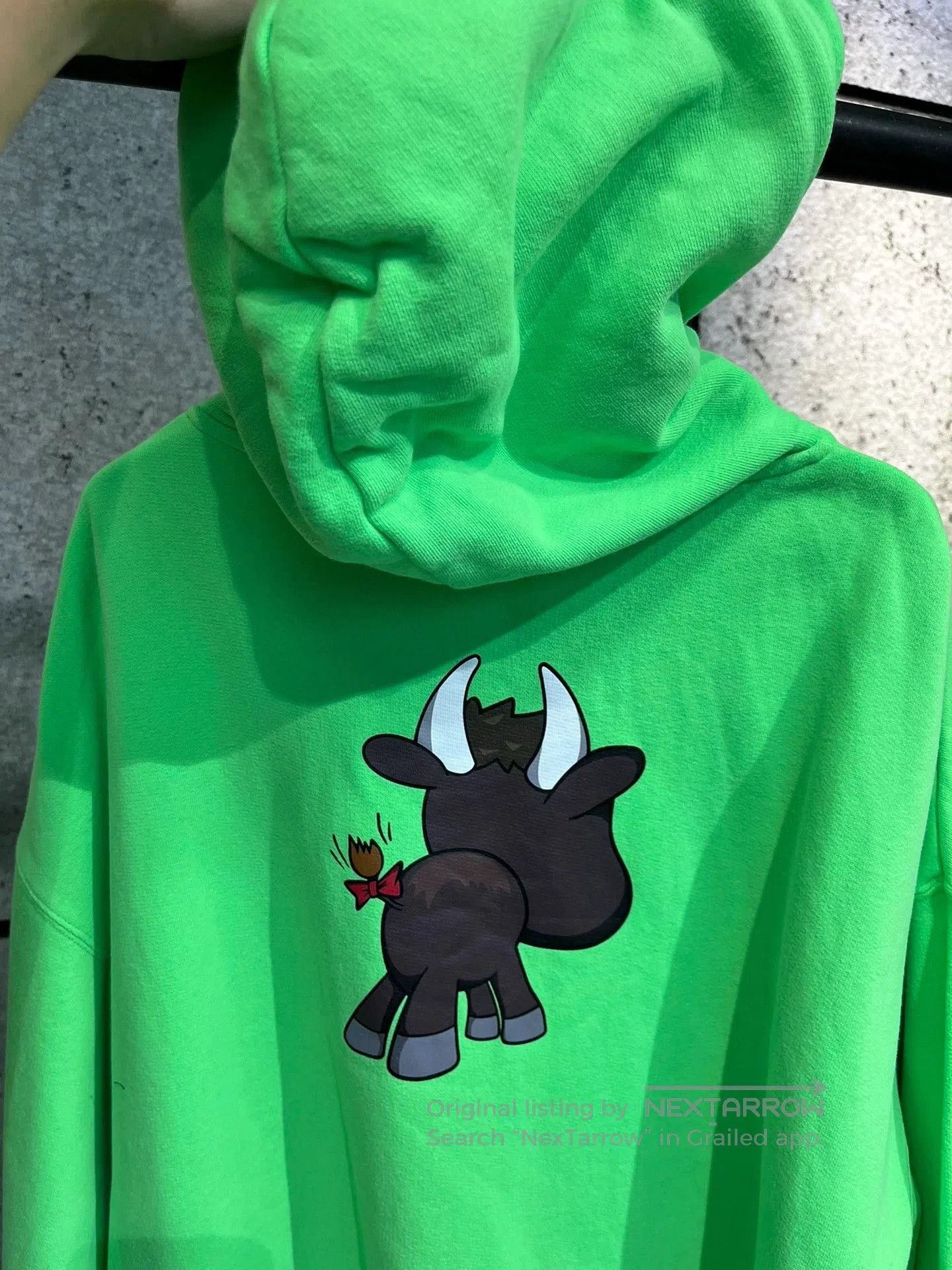 Balenciaga Balenciaga Green Bull Graphic Hoodie XS. Size US XS / EU 42 / 0 - 6 Thumbnail