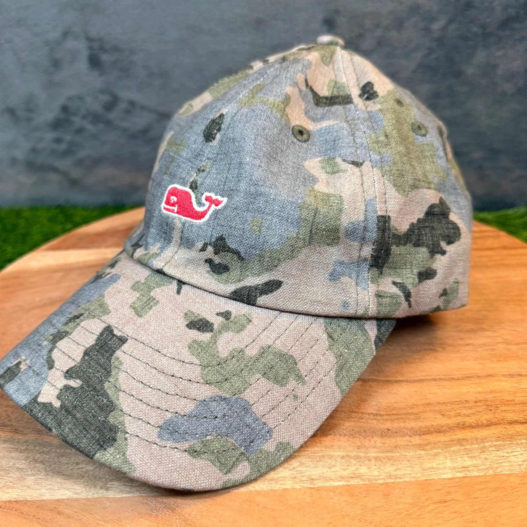 Vineyard Vines Vineyard Vines Camo Whale Logo Hat Mens Adjustable Cotton Baseball Cap Adult Size ONE SIZE - 2 Thumbnail