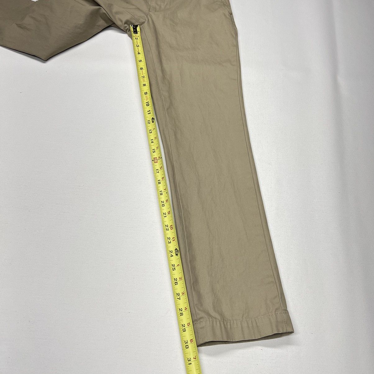 Banana Republic Banana Republic Chino Pants Khaki Aiden Slim Casual Beige Size US 29 - 18 Thumbnail