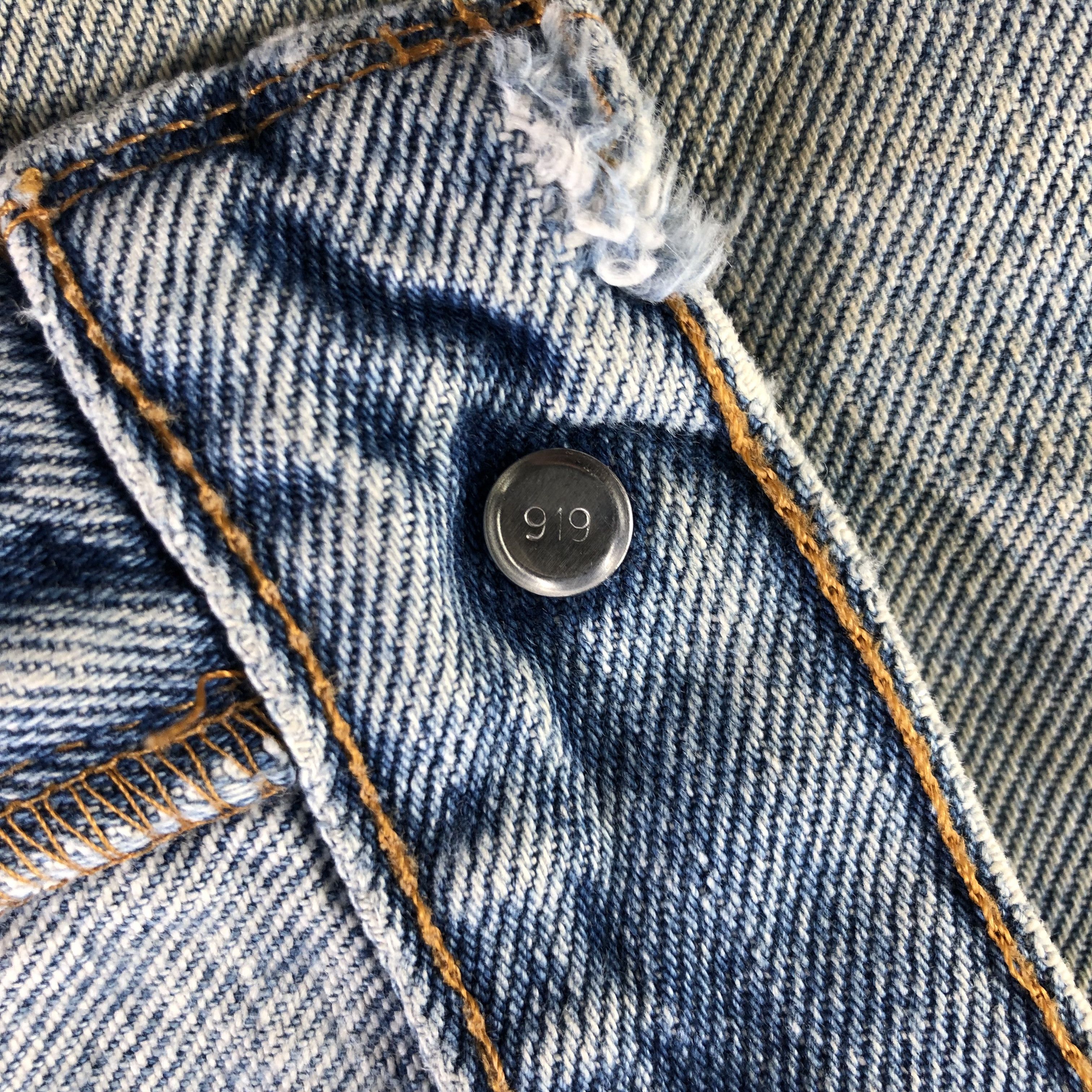 Levi's Vintage 90s Blue Wash Levis 505 Jeans-J3332 Size US 33 - 10 Thumbnail