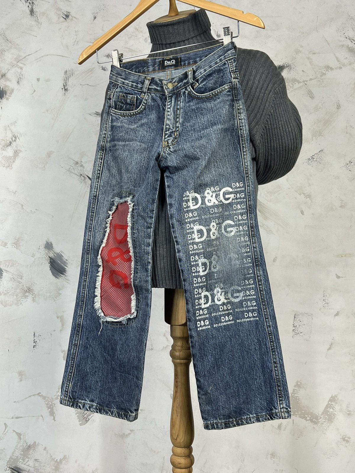 Dolce & Gabbana Vintage Dolce & Gabbana Kids Distressed Jeans Size 9 / 134 Size US 26 / EU 42 - 1 Thumbnail